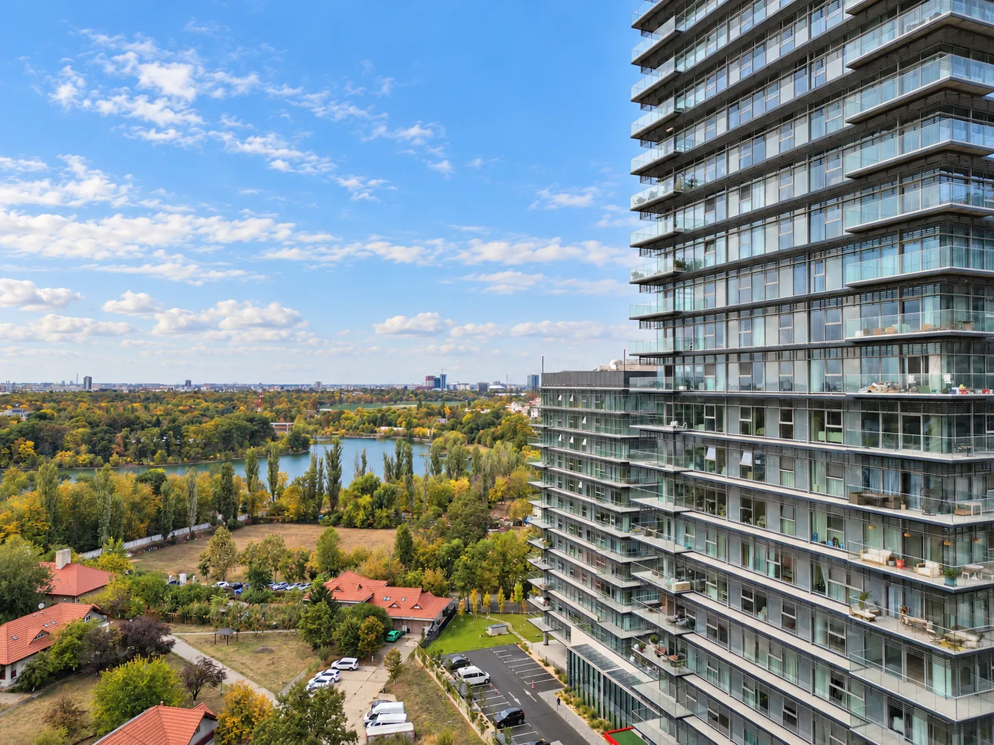 3-ROOM APARTMENT IN FLOREASCA – VIEWS OF PROMENADA – NEW BUILDING - imagine 3