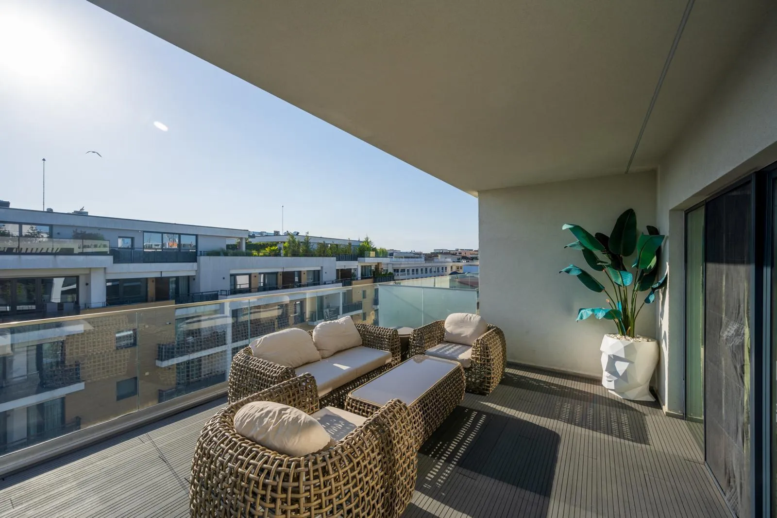 PENTHOUSE - HERASTRAU - TERASA 110MP- 3 LOCURI DE PARCARE INCLUSE