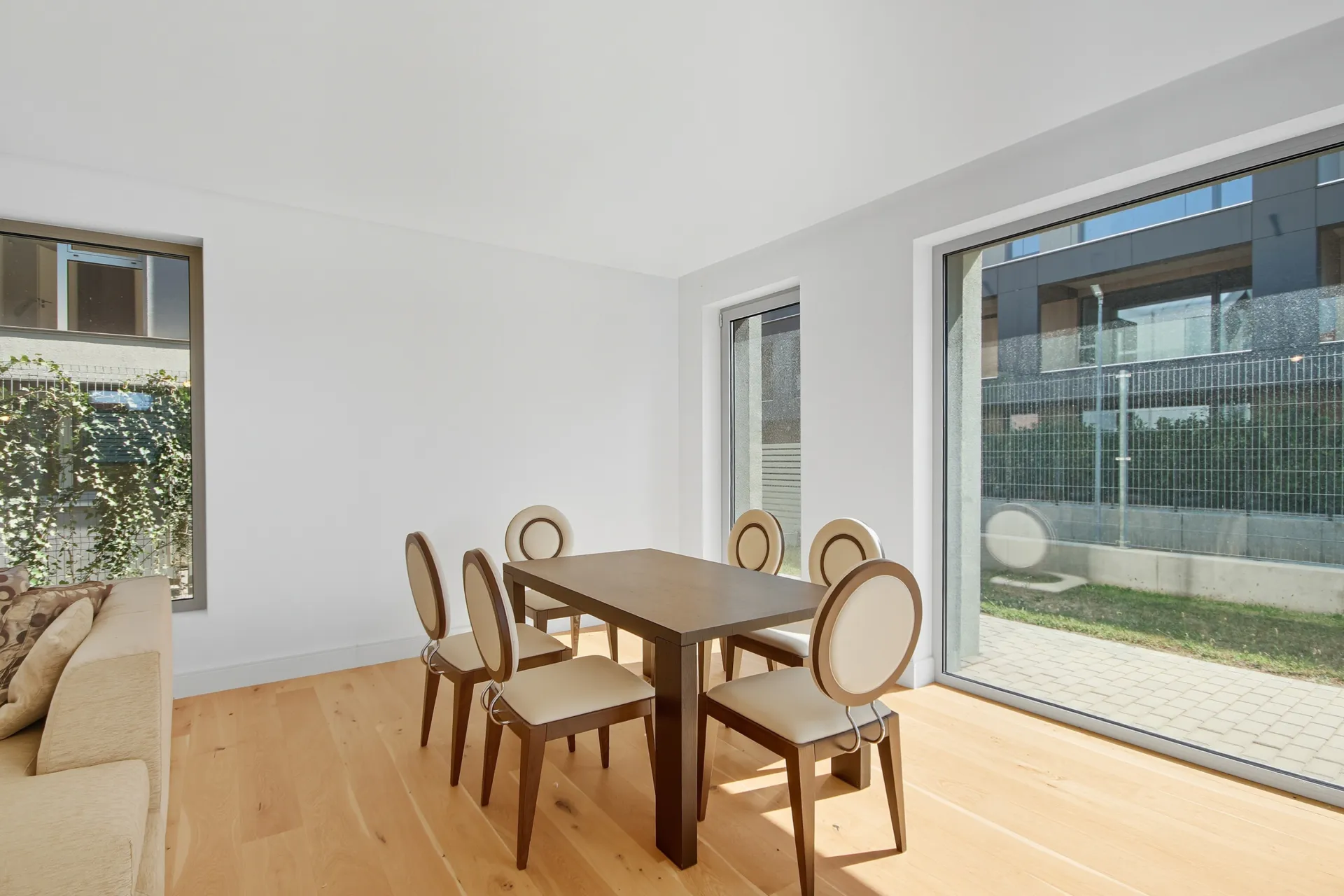 VILA PIPERA - IANCU NICOLAE- 6 CAMERE - 
