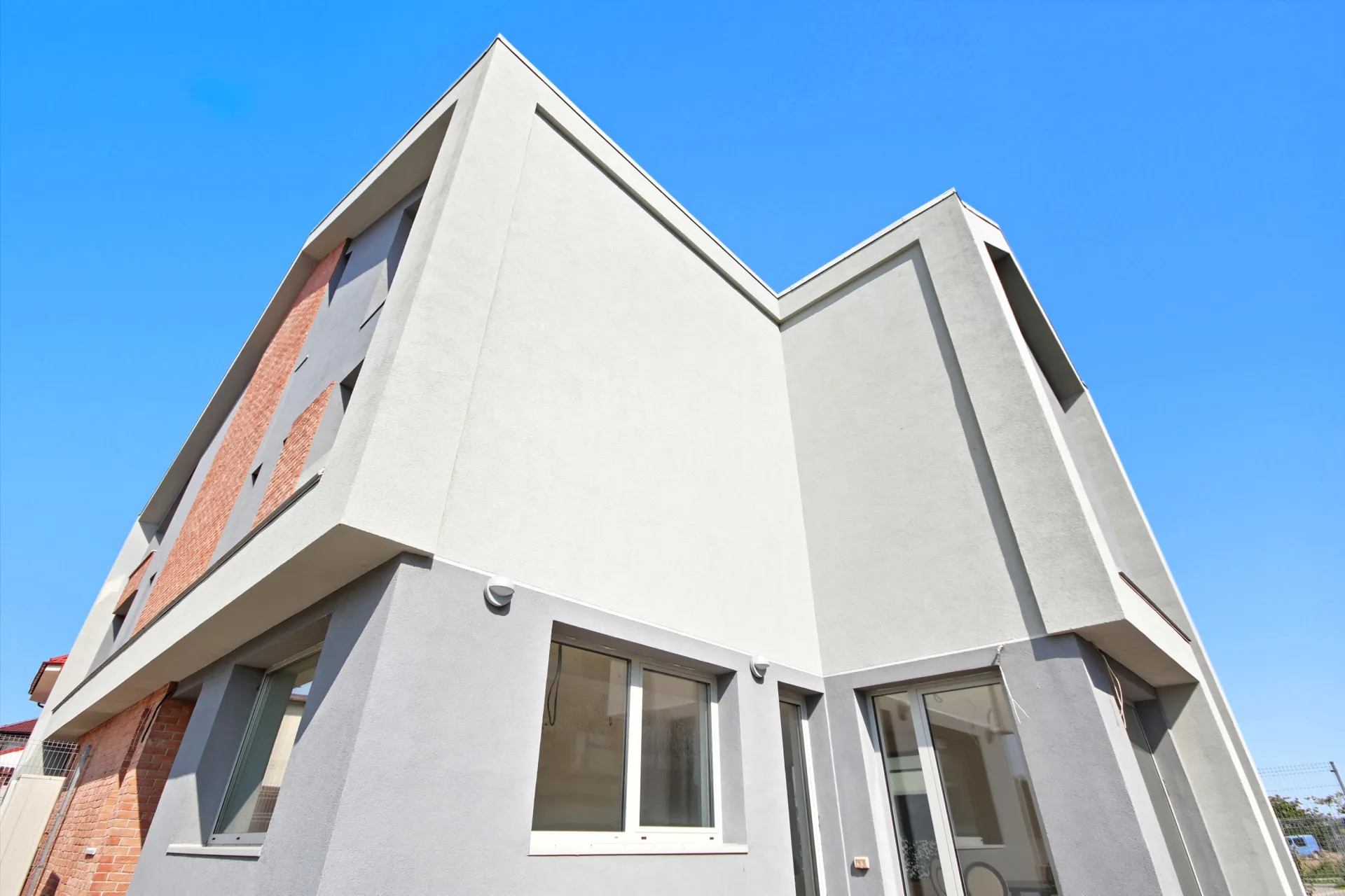 VILLA PIPERA - IANCU NICOLAE - 6 ROOMS - - 11