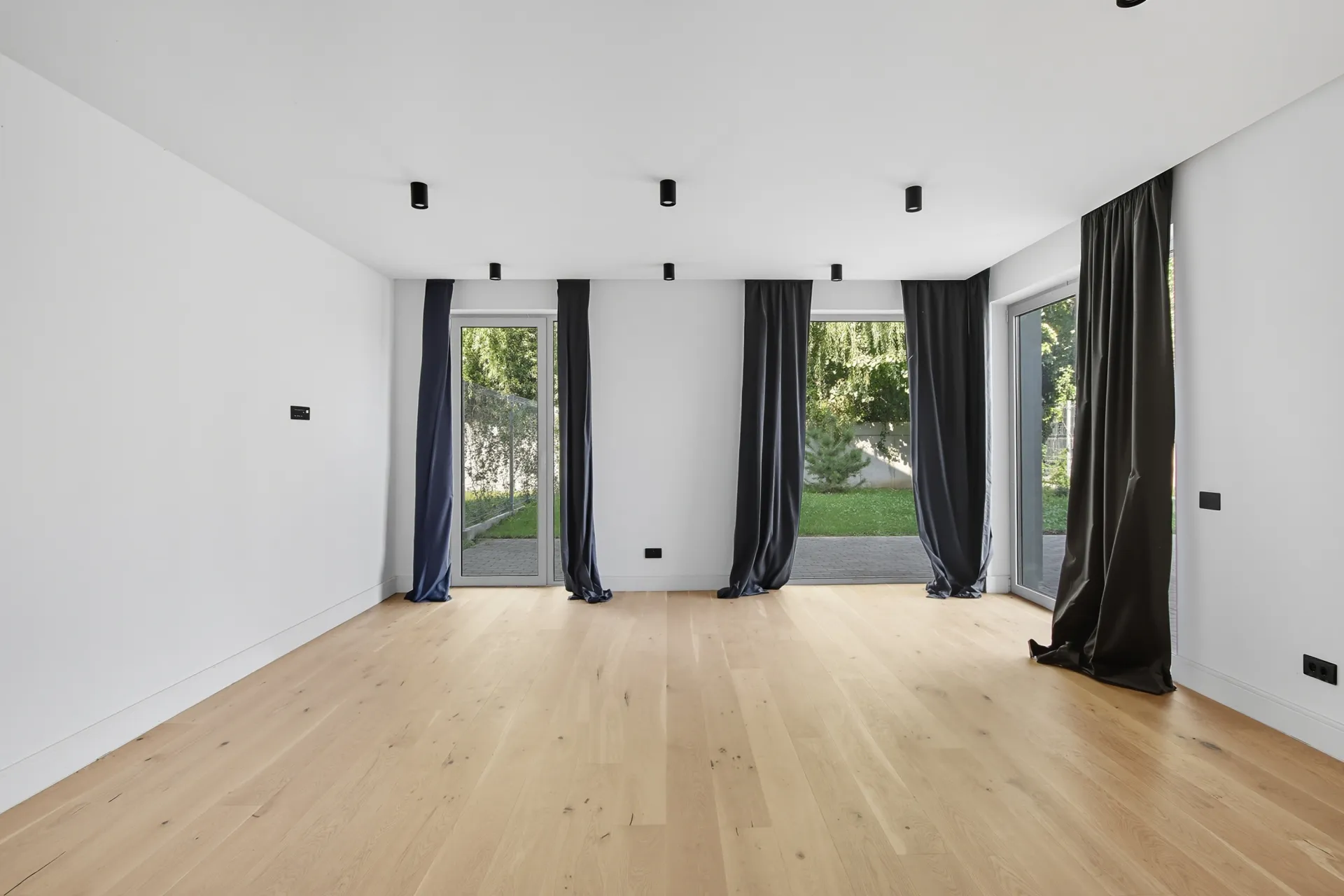 VILLA PIPERA - IANCU NICOLAE - 6 ROOMS - - 13