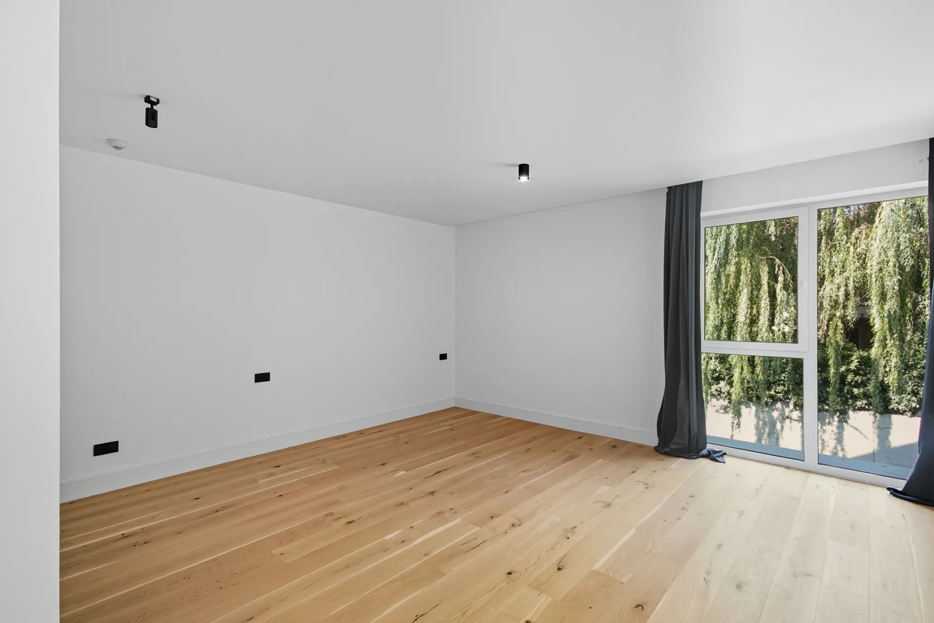 VILLA PIPERA - IANCU NICOLAE - 6 ROOMS - - 16
