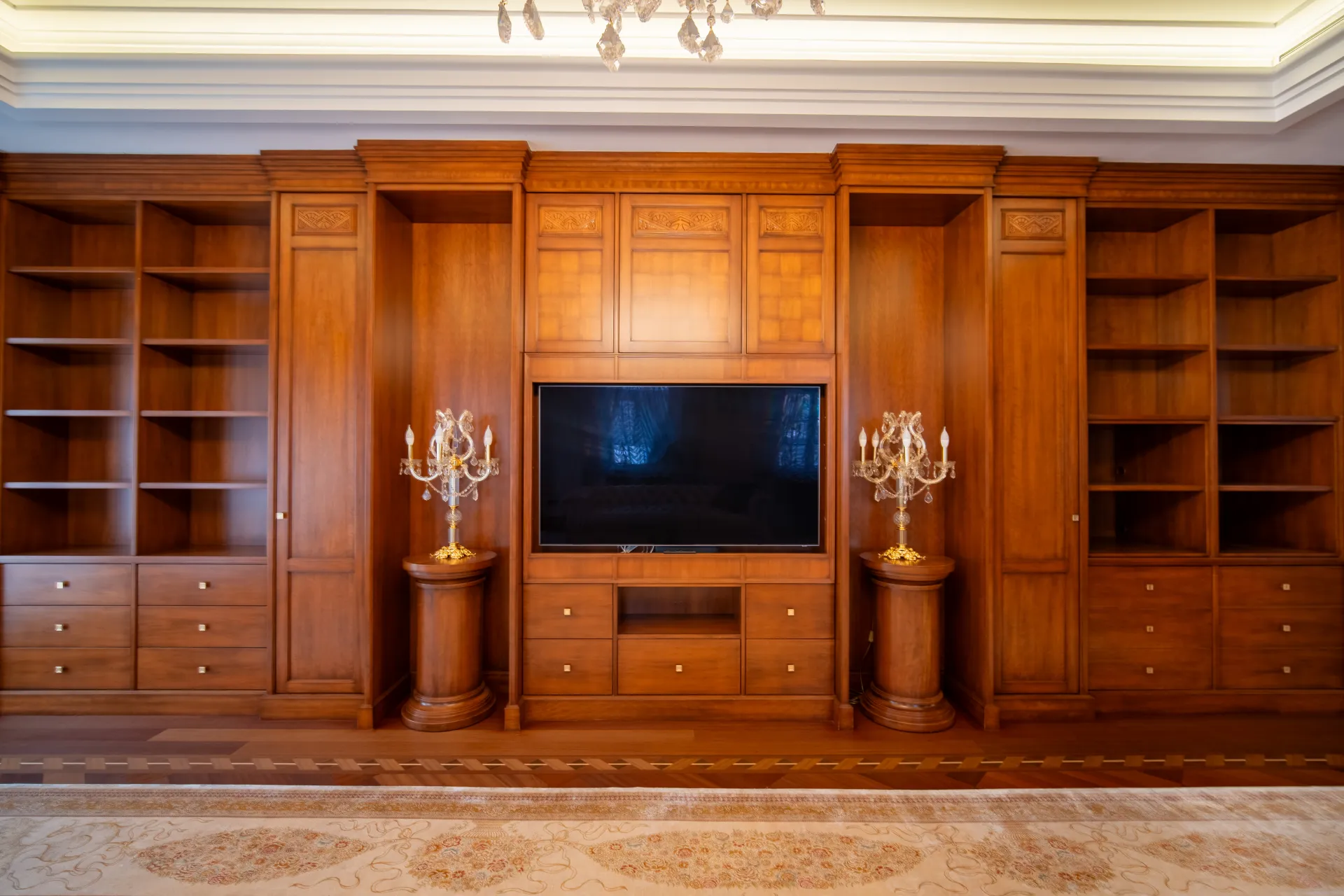 VILA HERASTRAU - 13 CAMERE - imagine 5