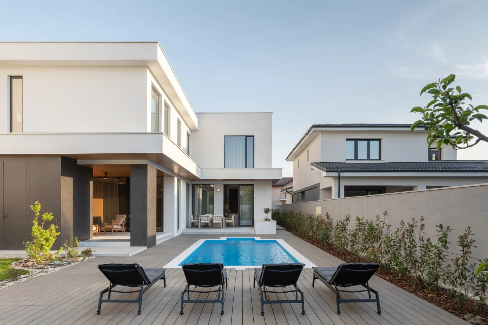 VILA 6 CAMERE - PIPERA - PISCINA PROPRIE