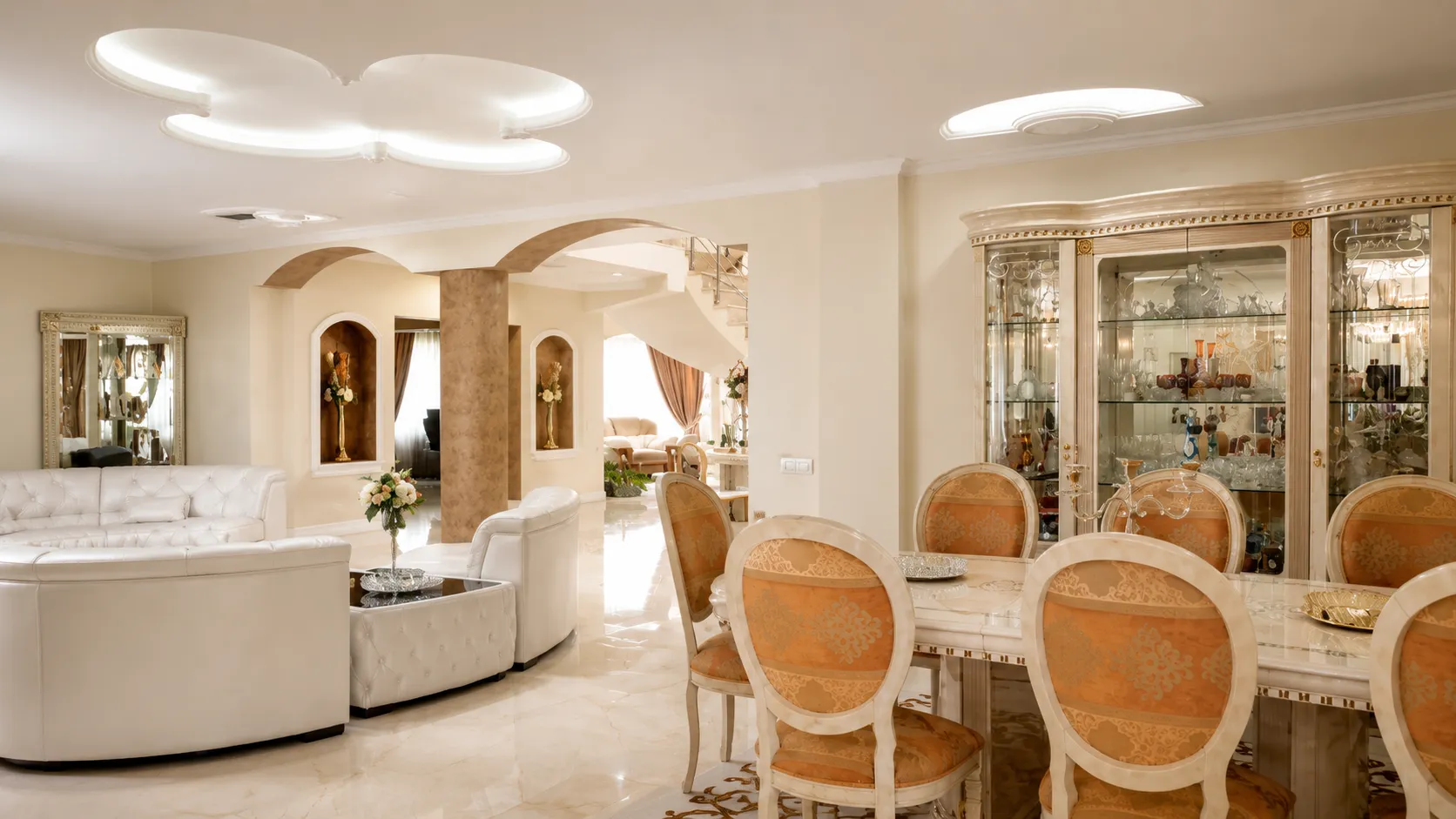 CASA P+1 - ZONA DECEBAL - 6 CAMERE - 3/4