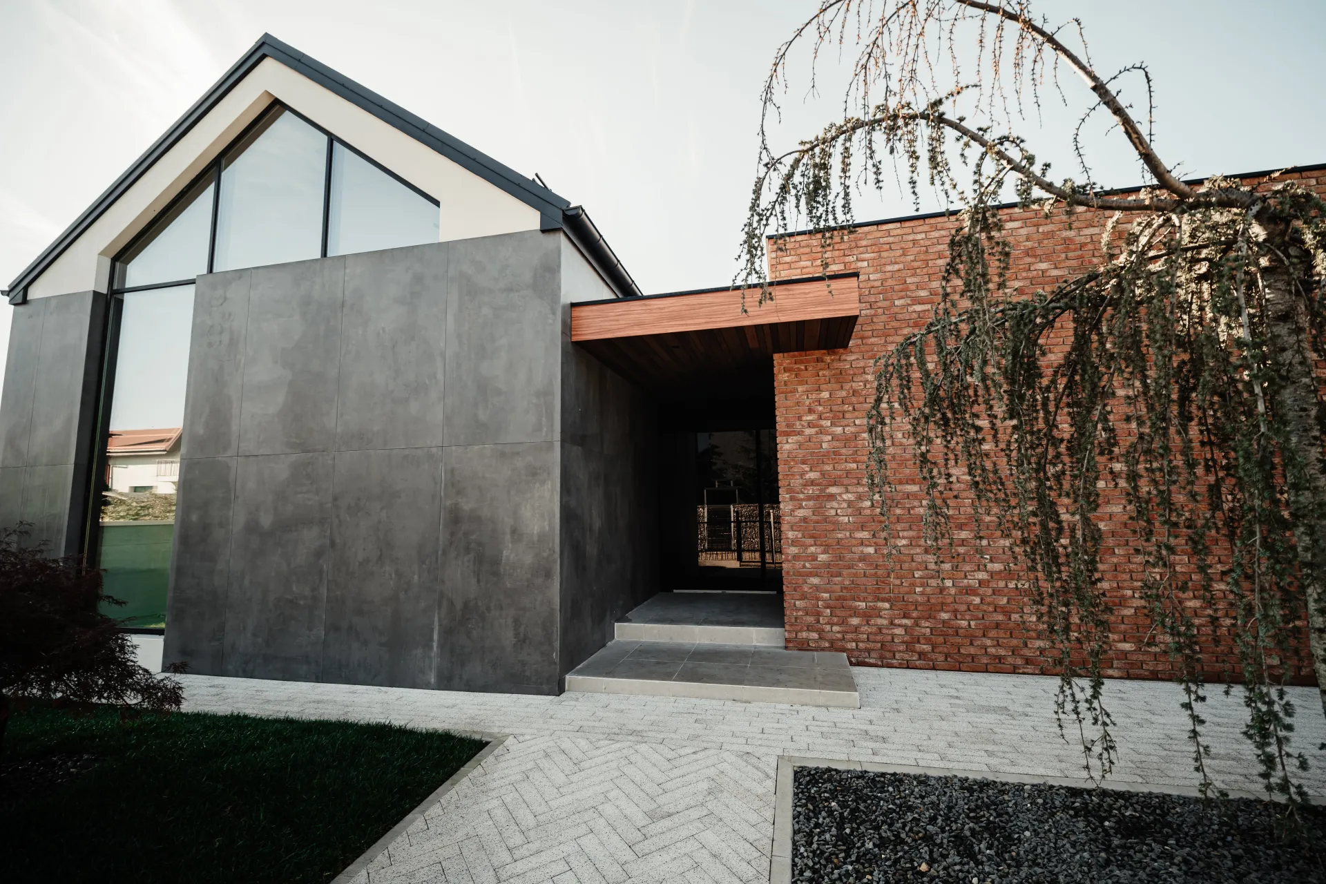 VILLA WITH SWIMMING POOL - OTOPENI