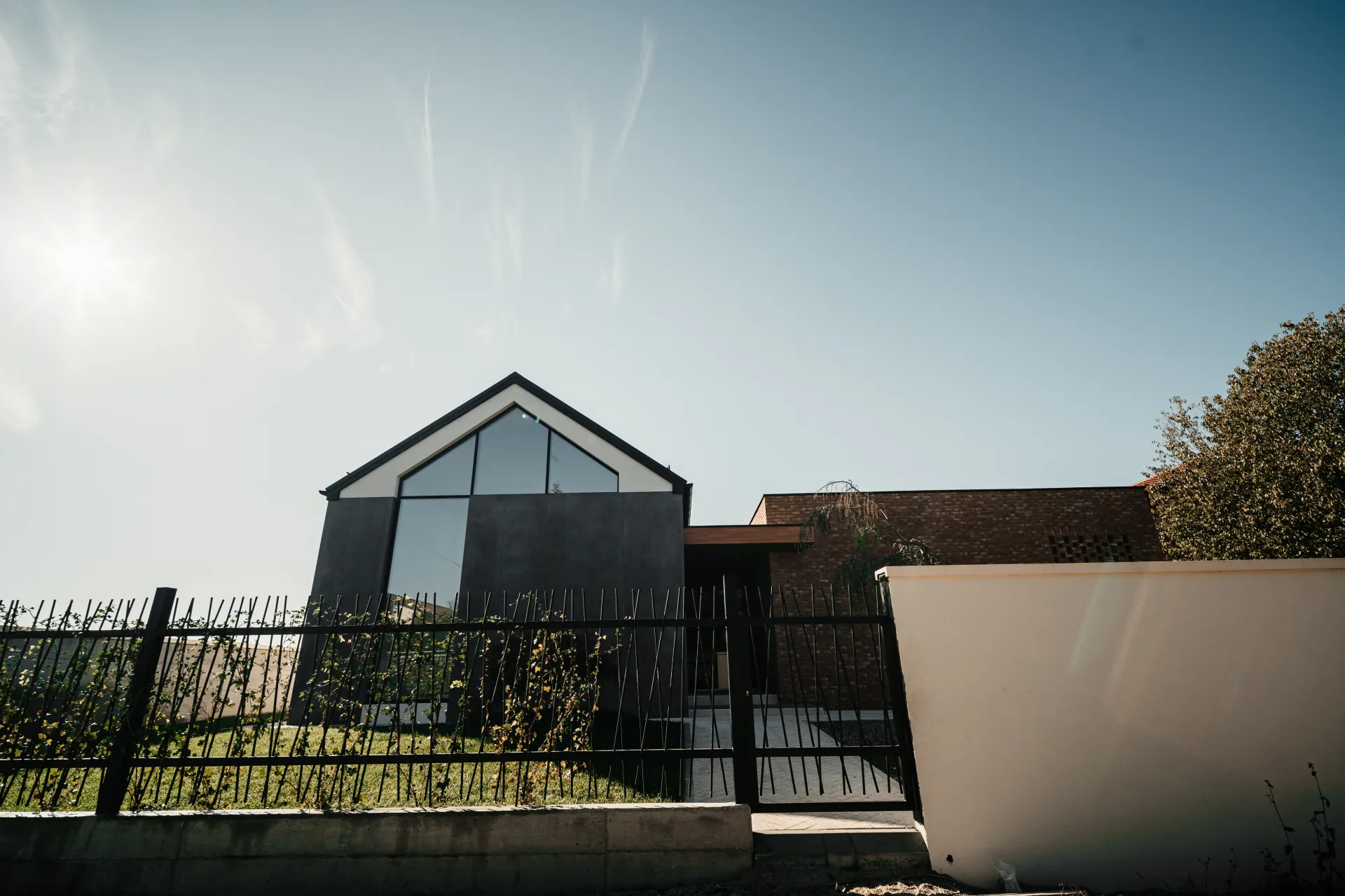 VILLA WITH SWIMMING POOL - OTOPENI - 8