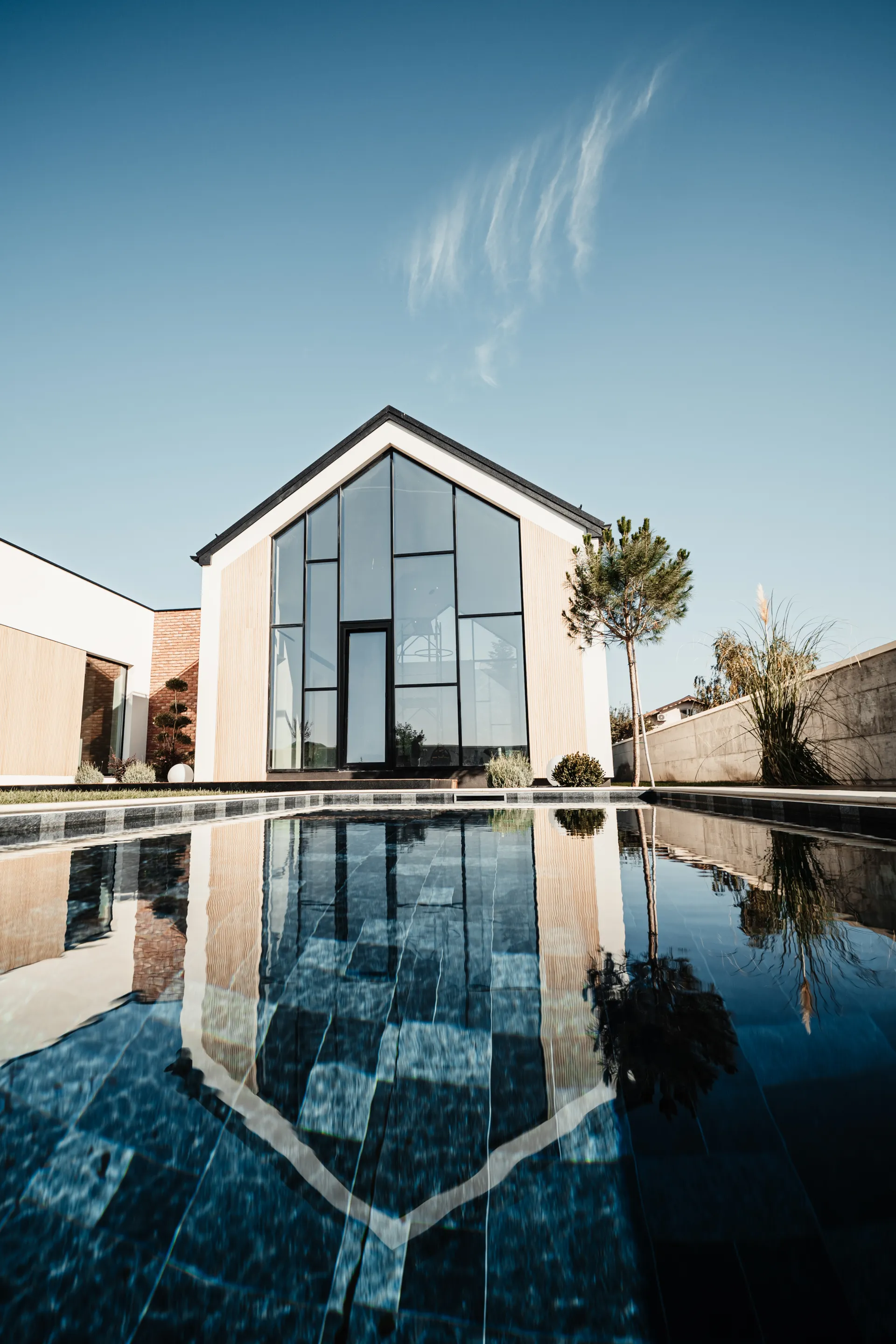 VILLA WITH SWIMMING POOL - OTOPENI - 10