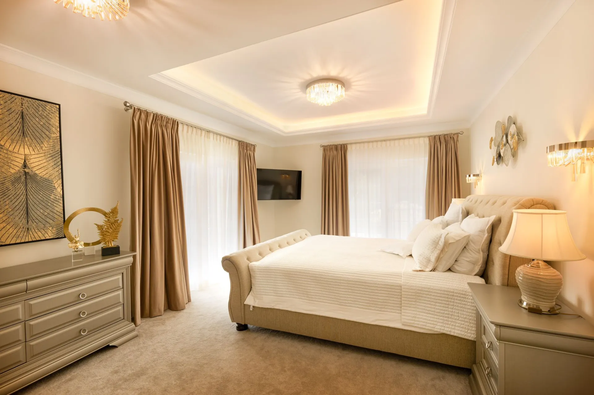 OTOPENI - VILLA WITH SWIMMING POOL - 6 ROOMS - 16