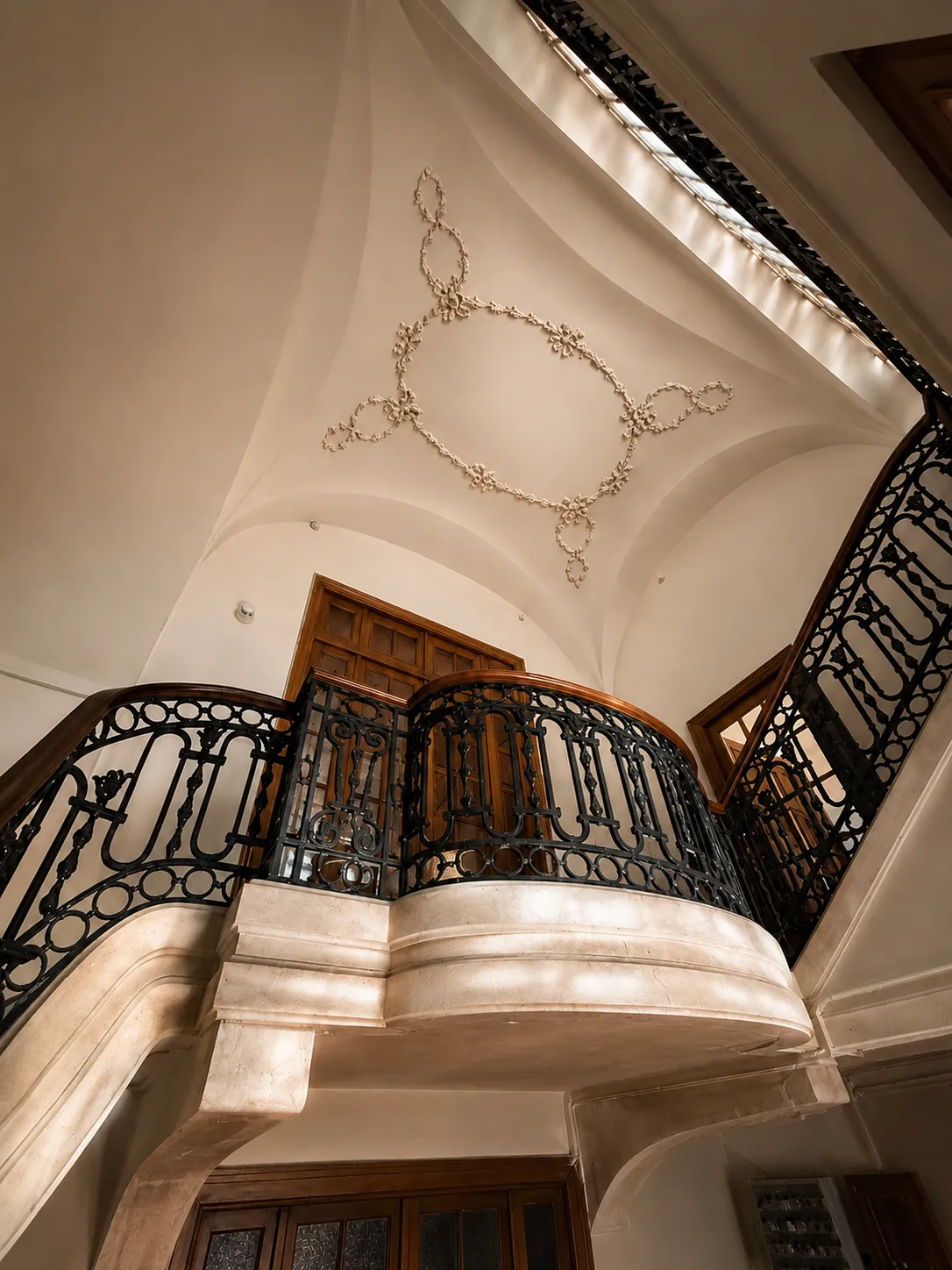 RARE HISTORIC PROPERTY - DACIA BOULEVARD - 14