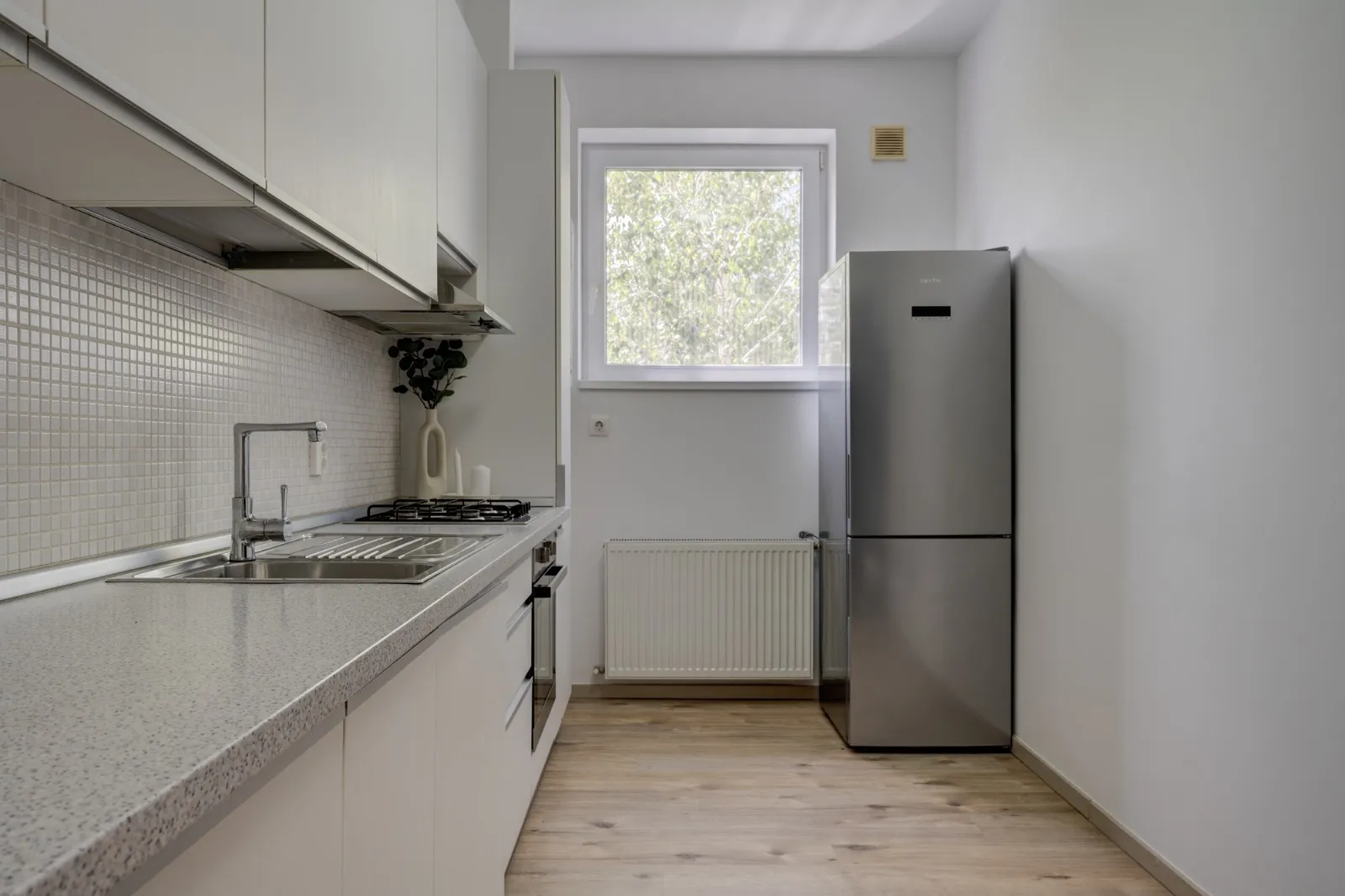 3-ROOM APARTMENT - LAKE VIEW - 9