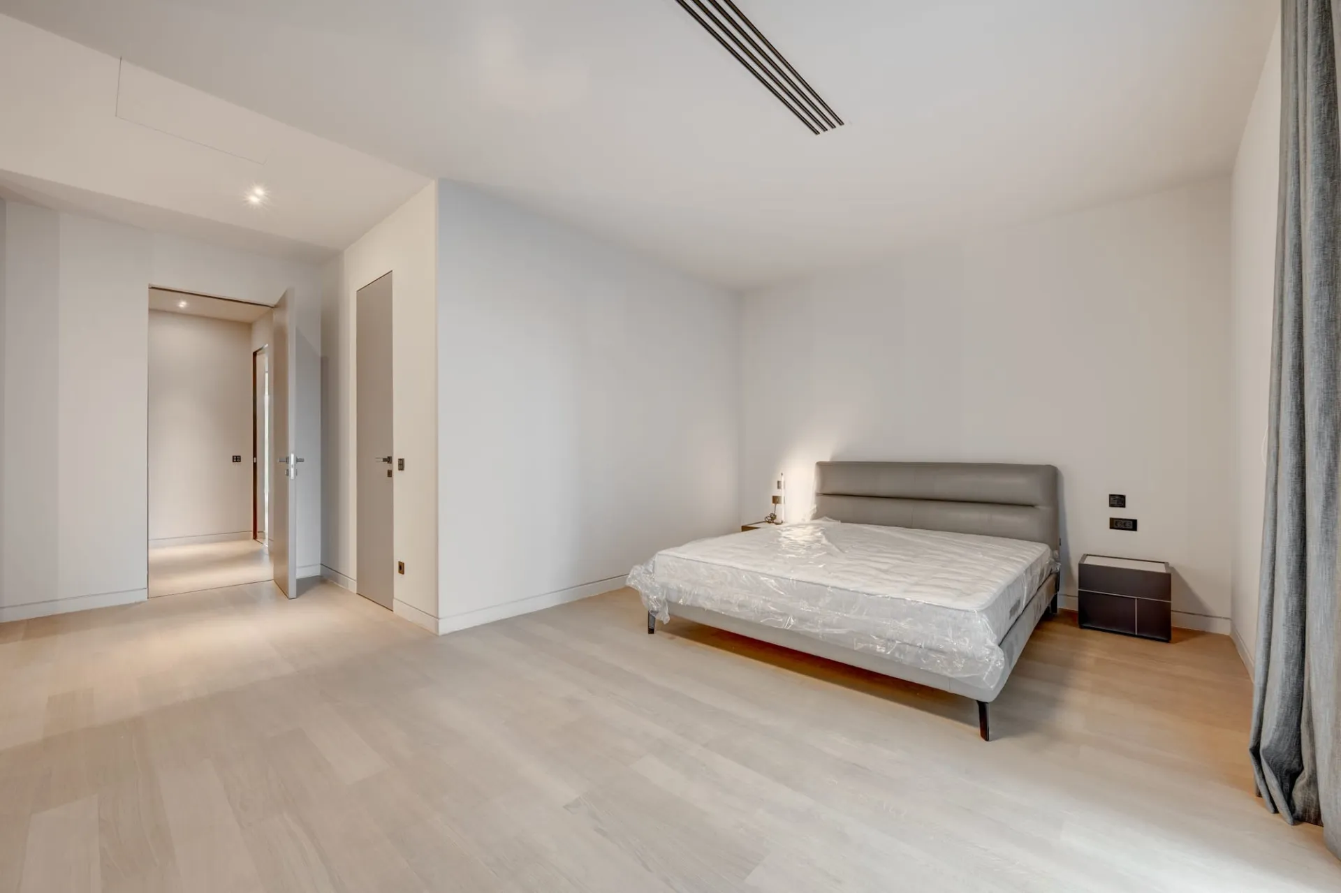 APARTAMENT FLOREASCA - 3 CAMERE - FINISAJE PREMIUM - imagine 4