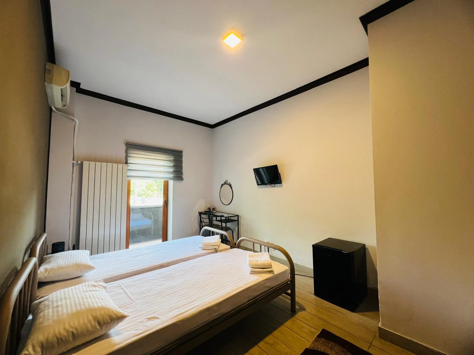 HOTEL - GARA DE NORD - 44 CAMERE  - 5