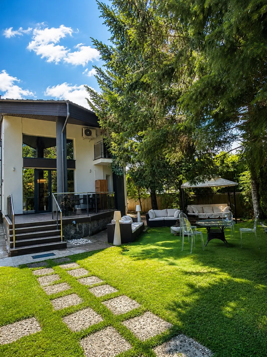 VILA PREMIUM SNAGOV - IESIRE LA LAC - TEREN 3000MP