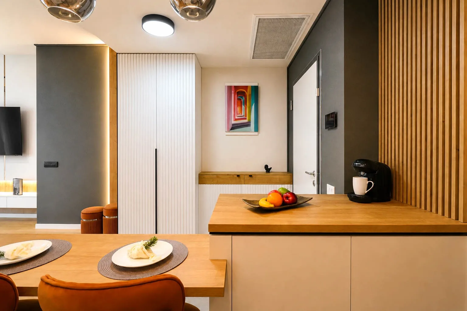 APARTAMENT CU 2 CAMERE | MOBILAT SI UTILAT | FLOREASCA  - 2