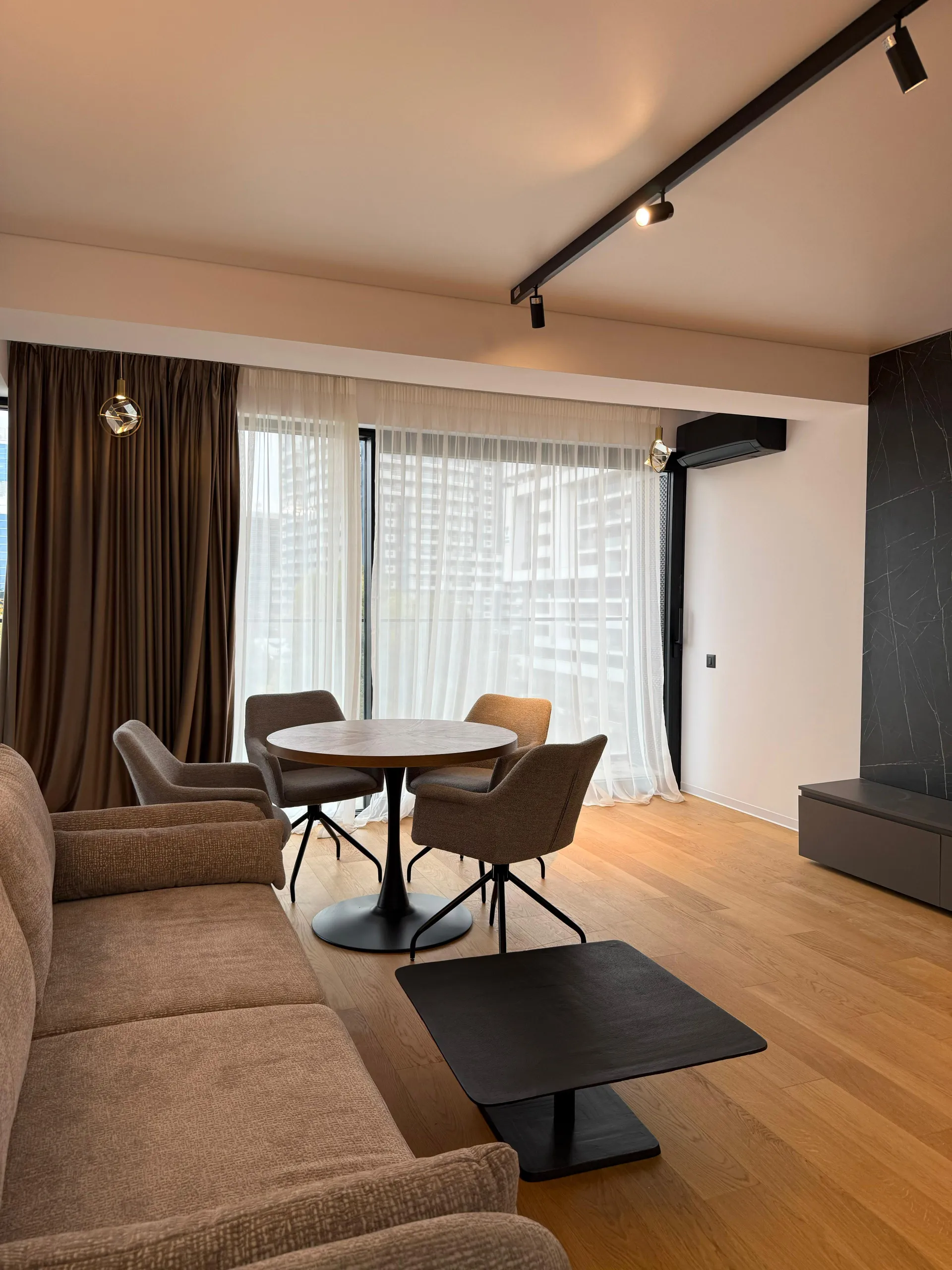 FLOREASCA - APARTAMENT 2 CAMERE - MOBILAT SI UTILAT - TVA INCLUS 