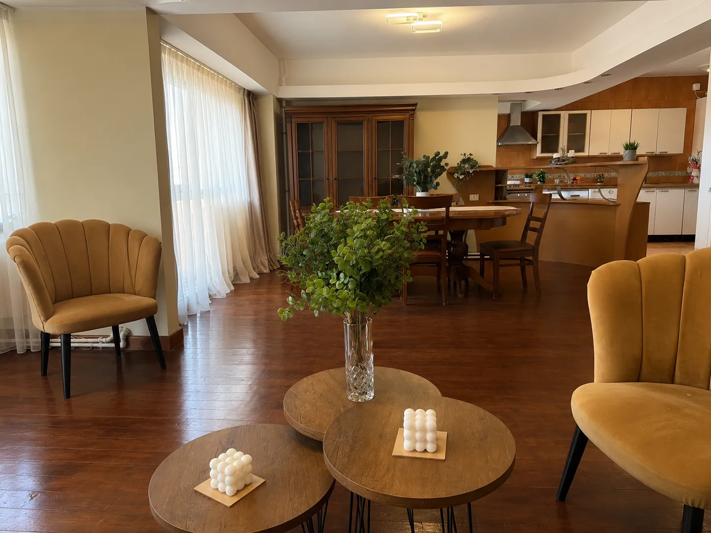 DUPLEX CENTRAL - SPLAIUL UNIRII - MOBILAT SI UTILAT + SAUNA - imagine 2