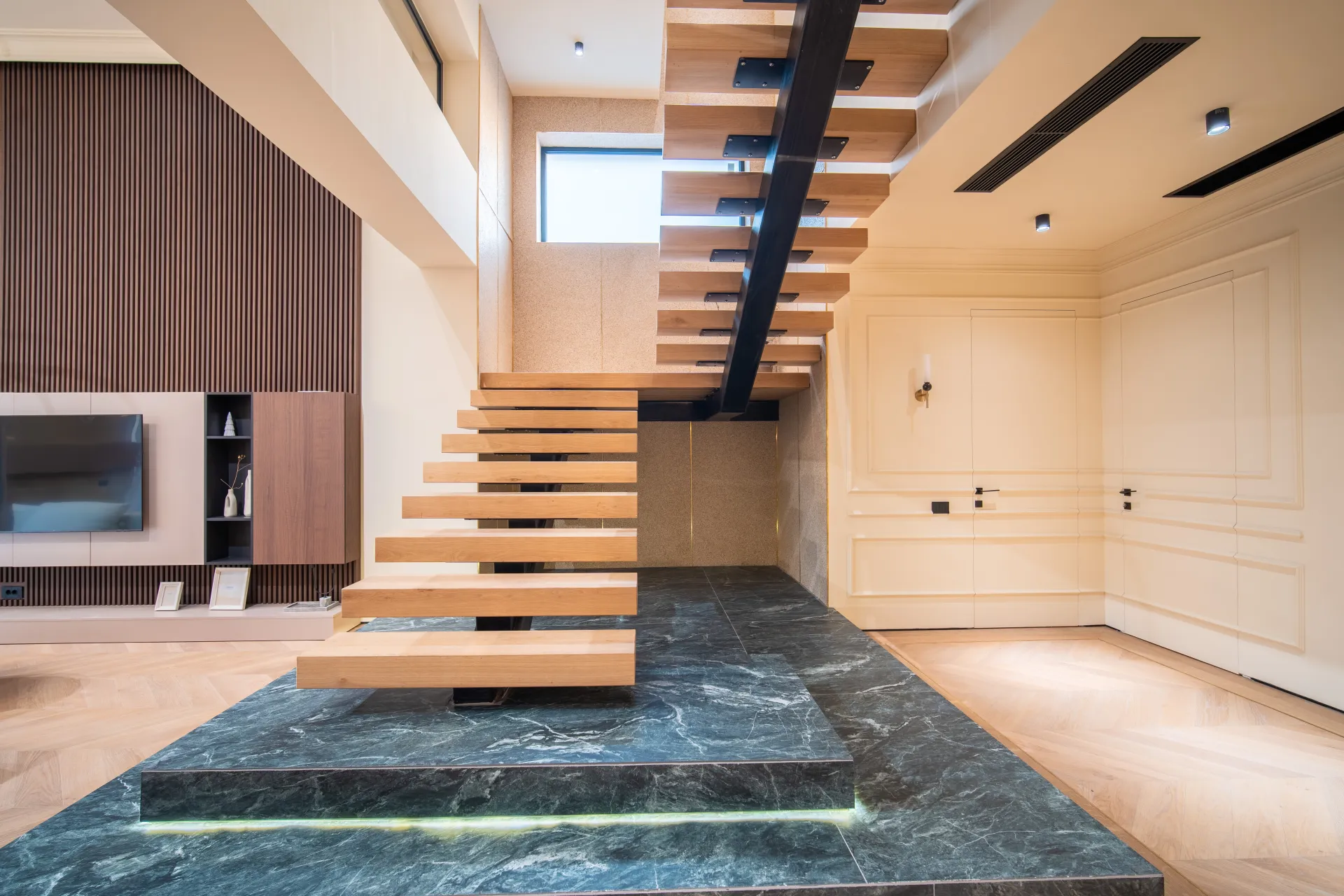 Dragos Voda Residence - 14