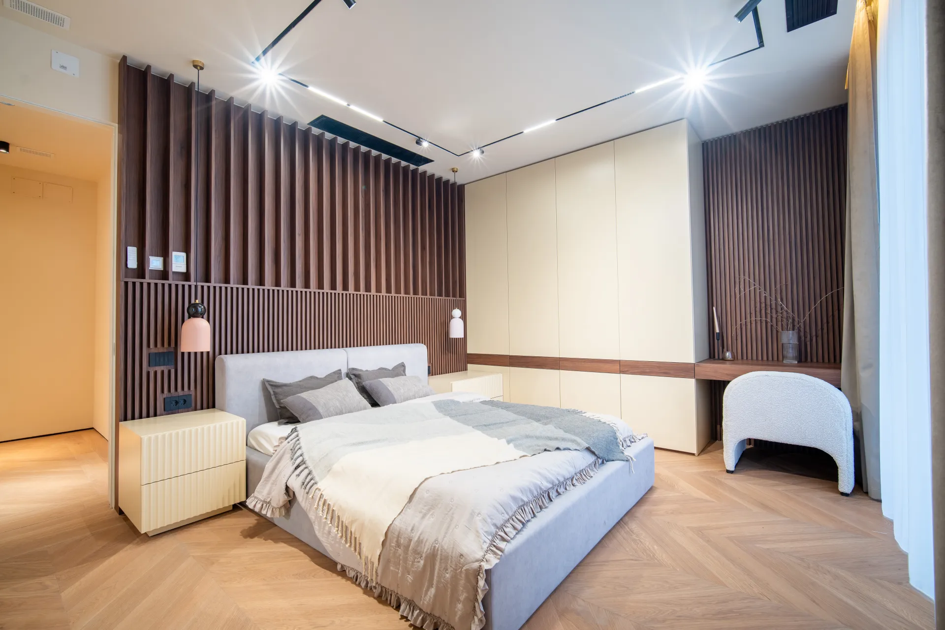 Dragos Voda Residence - 15