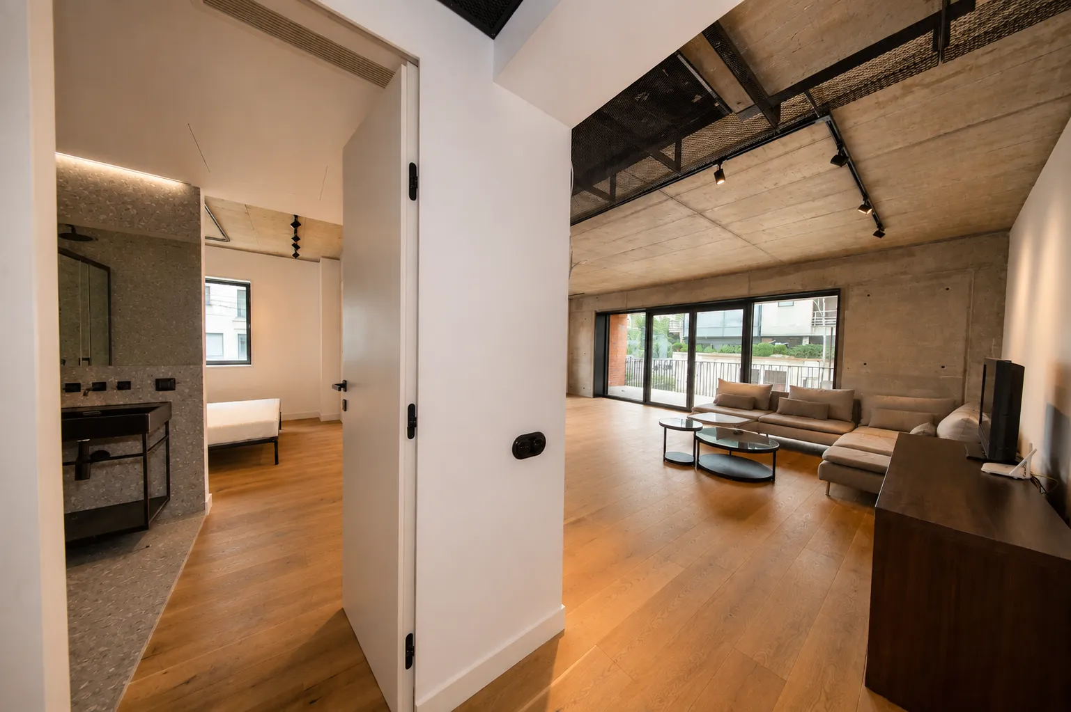 APARTAMENT CU 3 CAMERE | FLOREASCA | PARTIAL MOBILAT - imagine 3