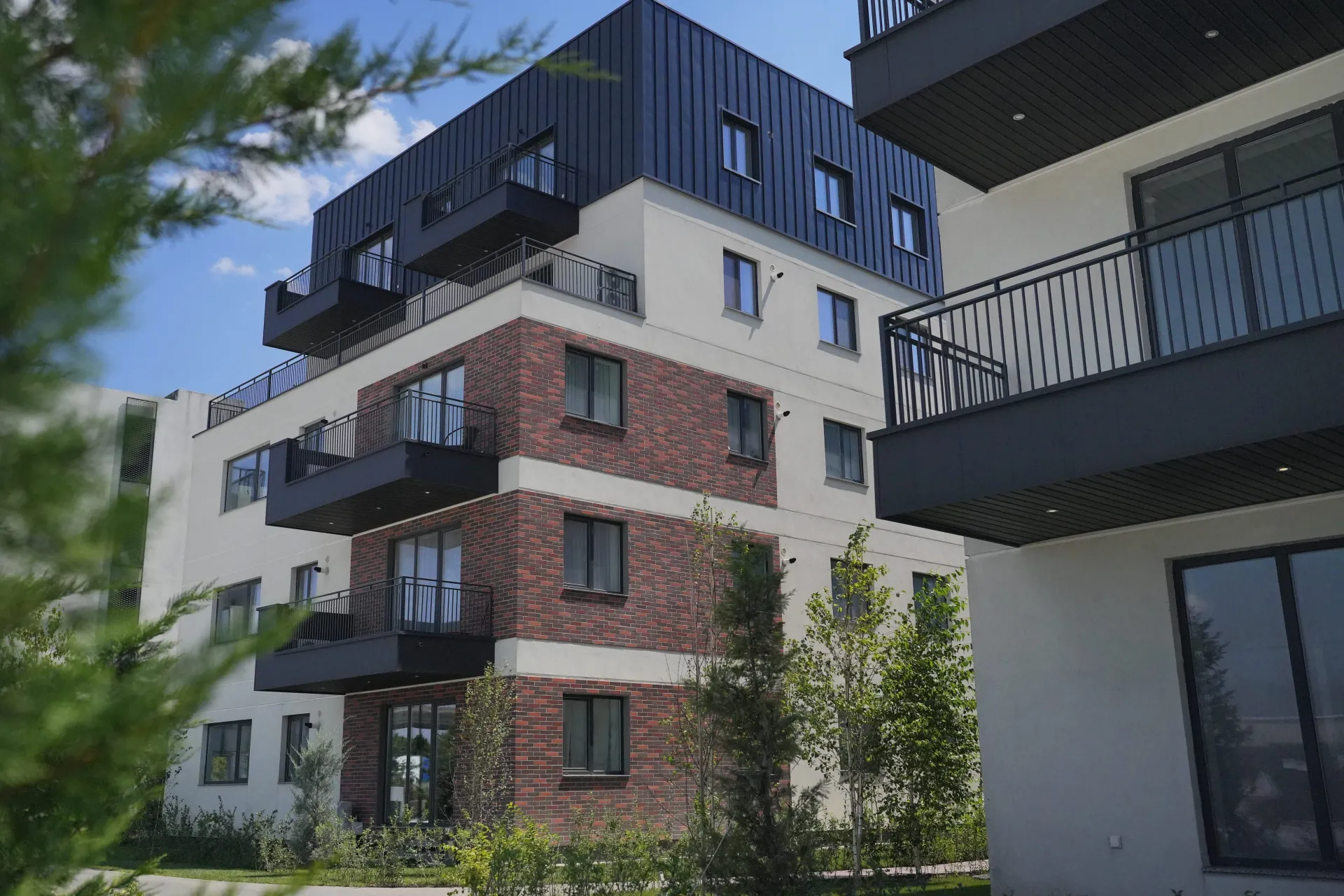  2 CAMERE - PIPERA - BLOC NOU - LANGA PADUREA BANEASA