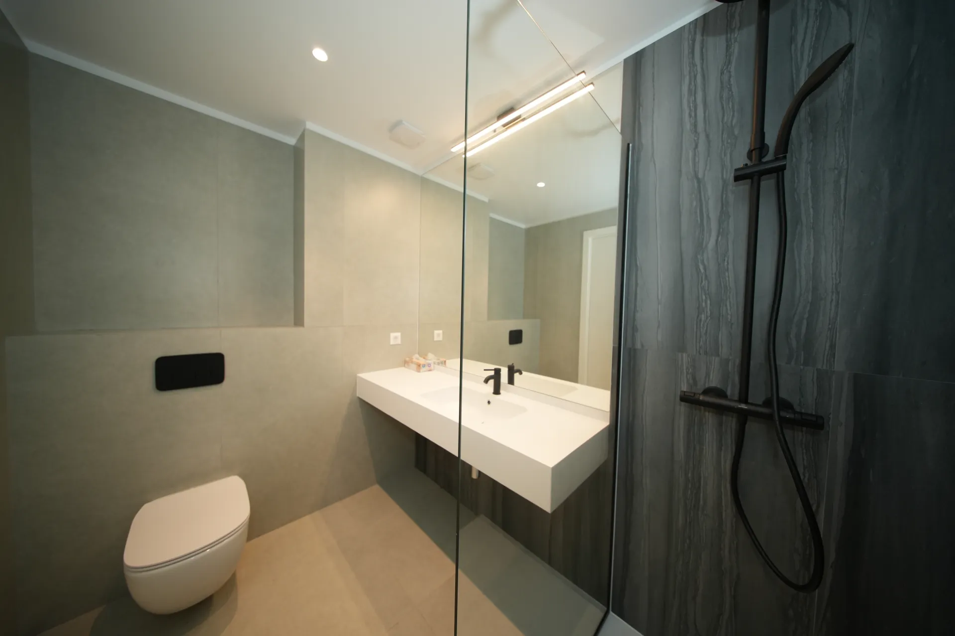 Apartament nou 4 camere | Terasă și vedere deschisă | Zona Promenada