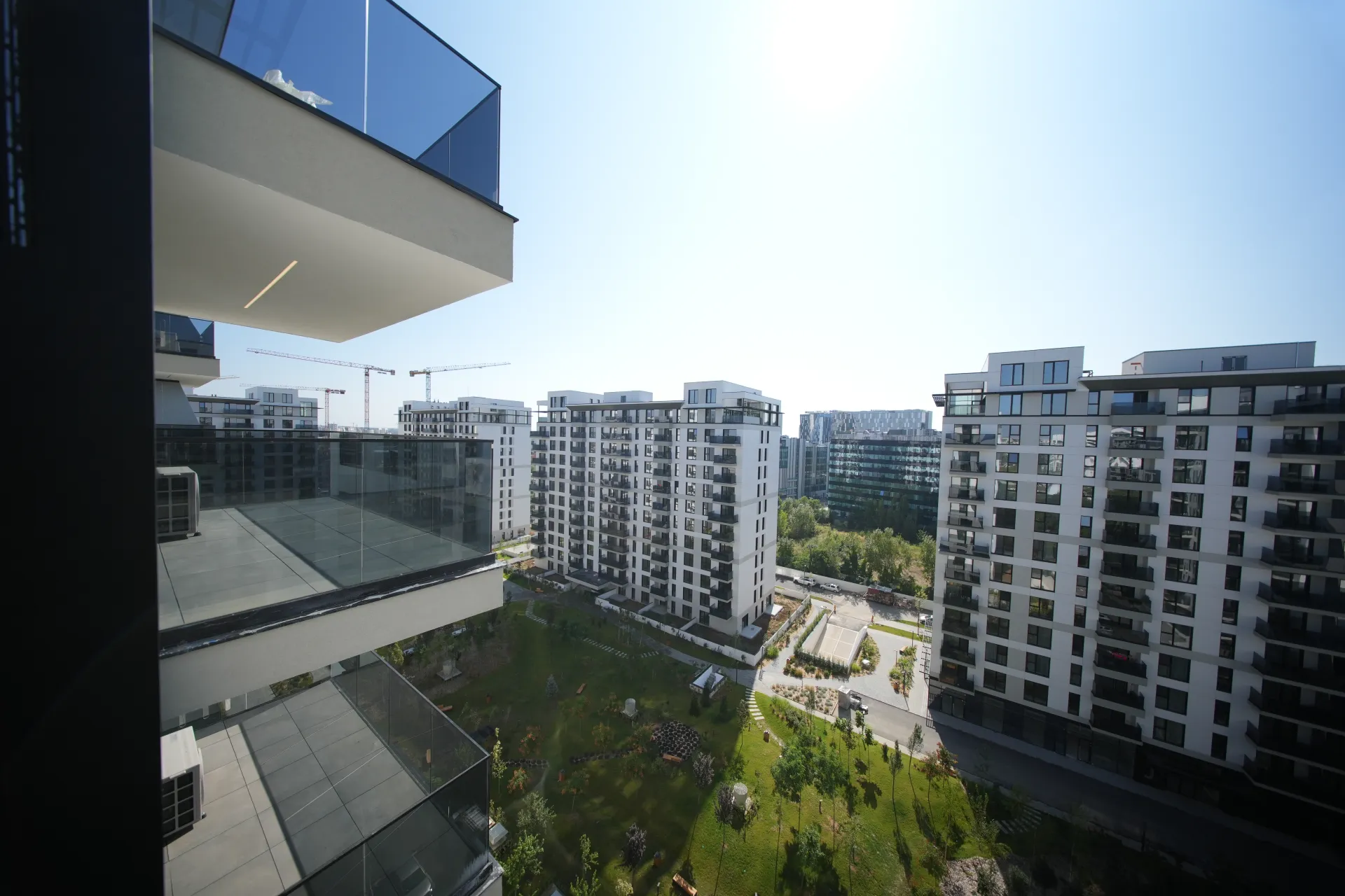 FLOREASCA - APARTAMENT CU 2 CAMERE - PROMENADA MALL SI METROU APROAPE  - 14