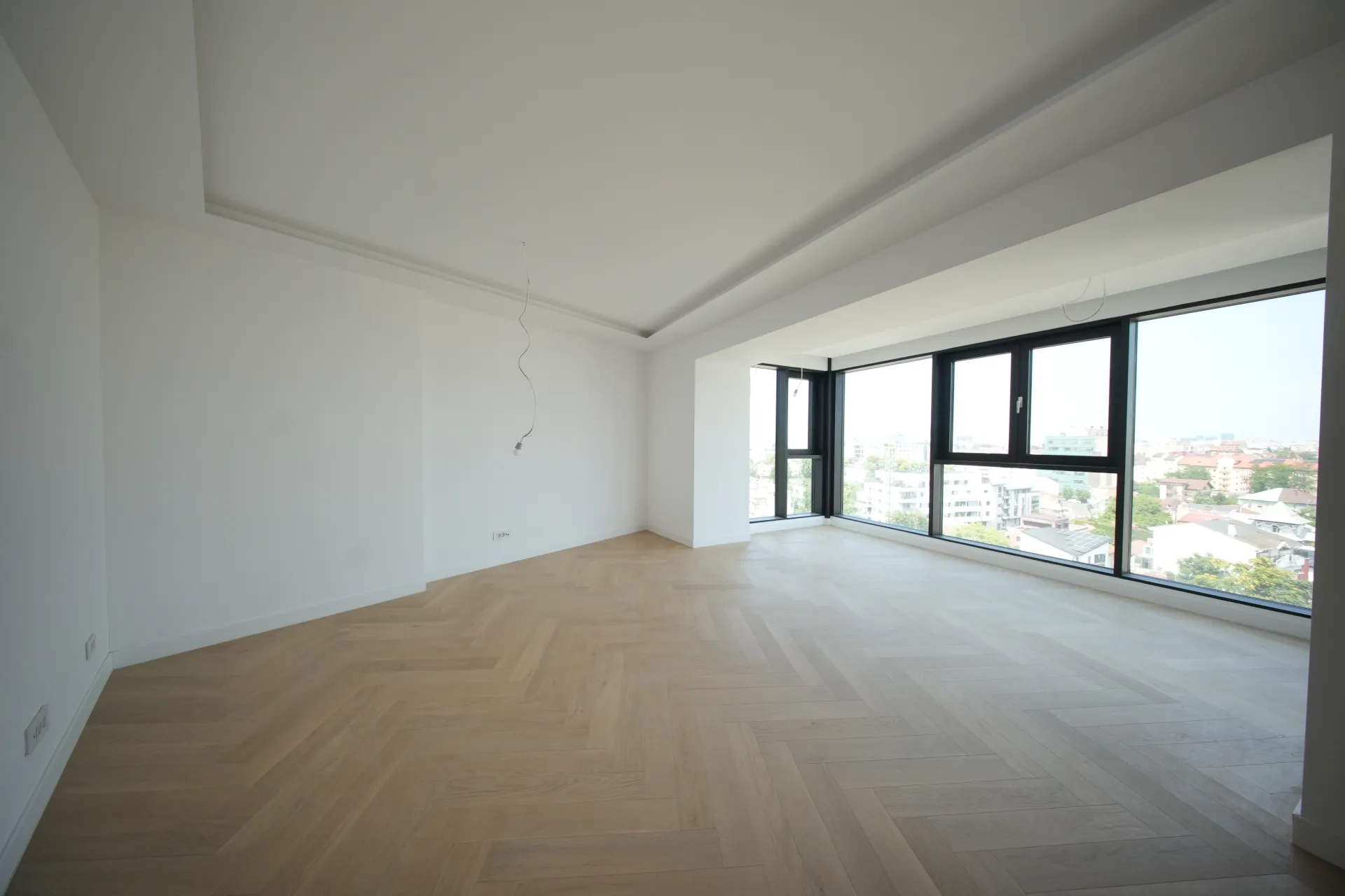 Apartament nou 3 camere | Finisaje Porcelanosa | Zona Piața Unirii