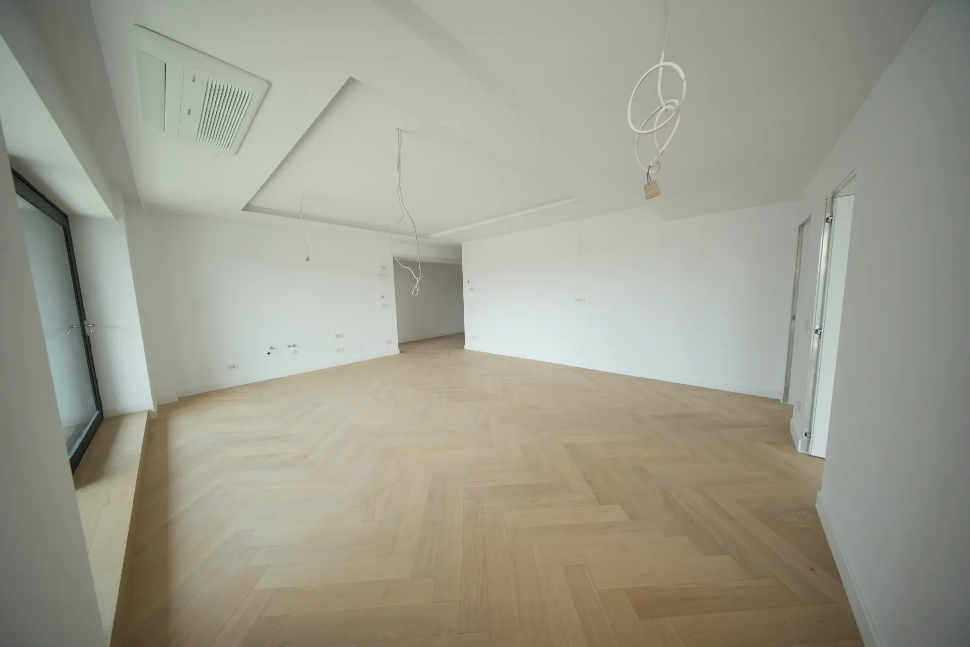 Apartament 3 camere | Aproape de Piața Alba Iulia și Biblioteca Națională