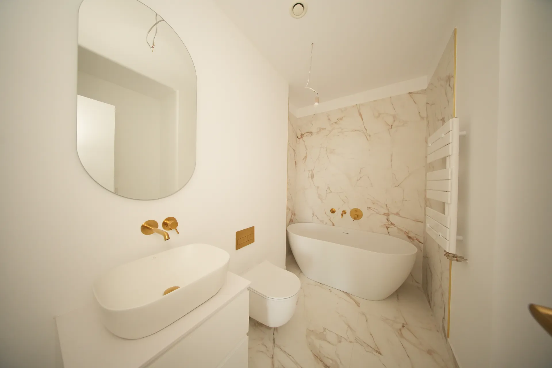 Apartament nou 2 camere | La 30 m de Bulevardul Unirii - 8/10