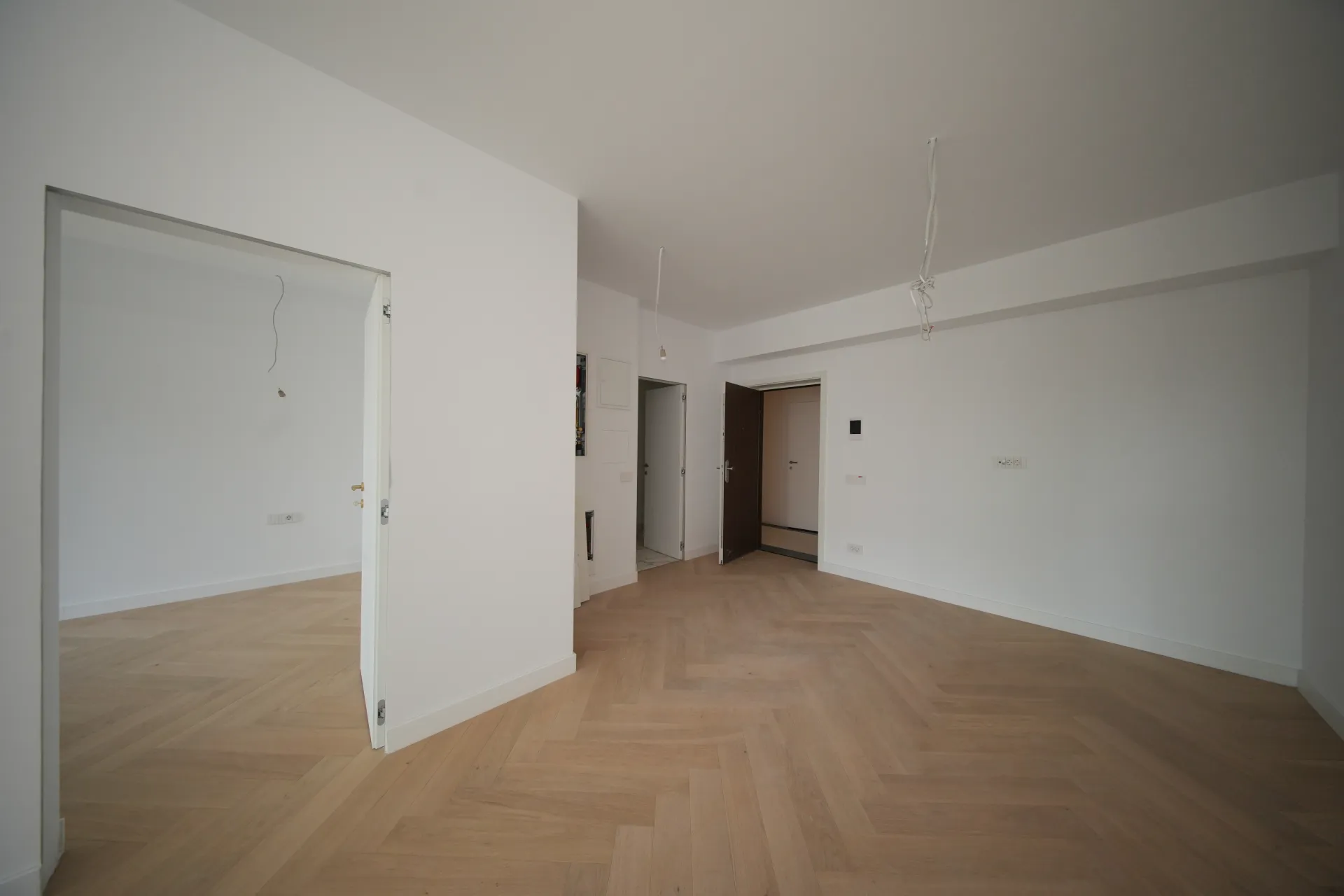 Apartament nou 2 camere | La 30 m de Bulevardul Unirii