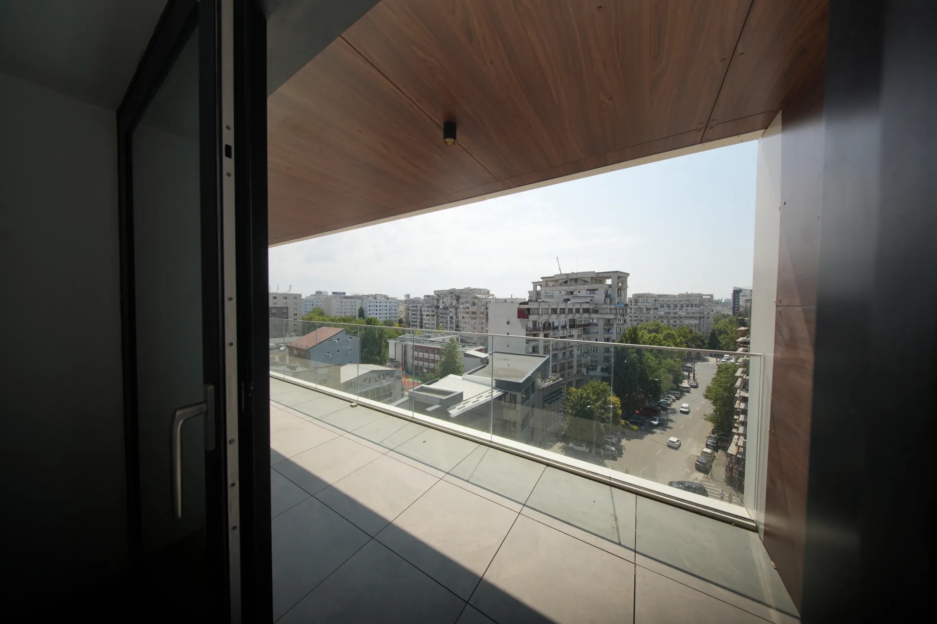 Apartament nou 2 camere | Finisaje Porcelanosa | Zona Piața Unirii