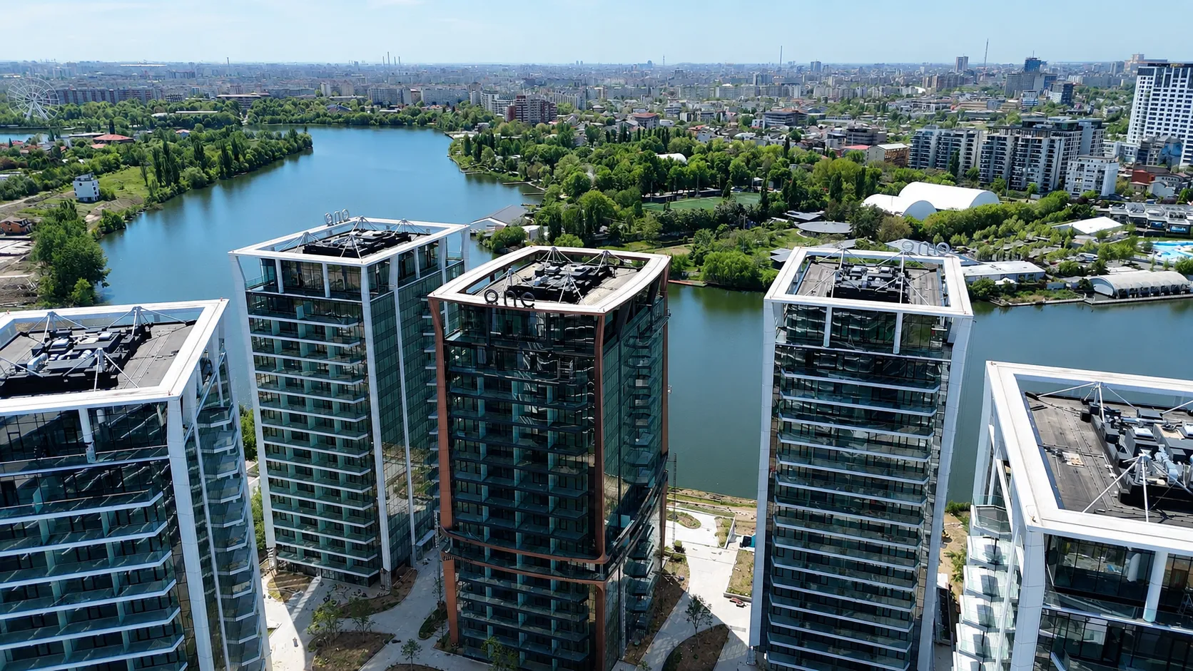 2 CAMERE - FLOREASCA- VEDERE DIRECTA CATRE LAC