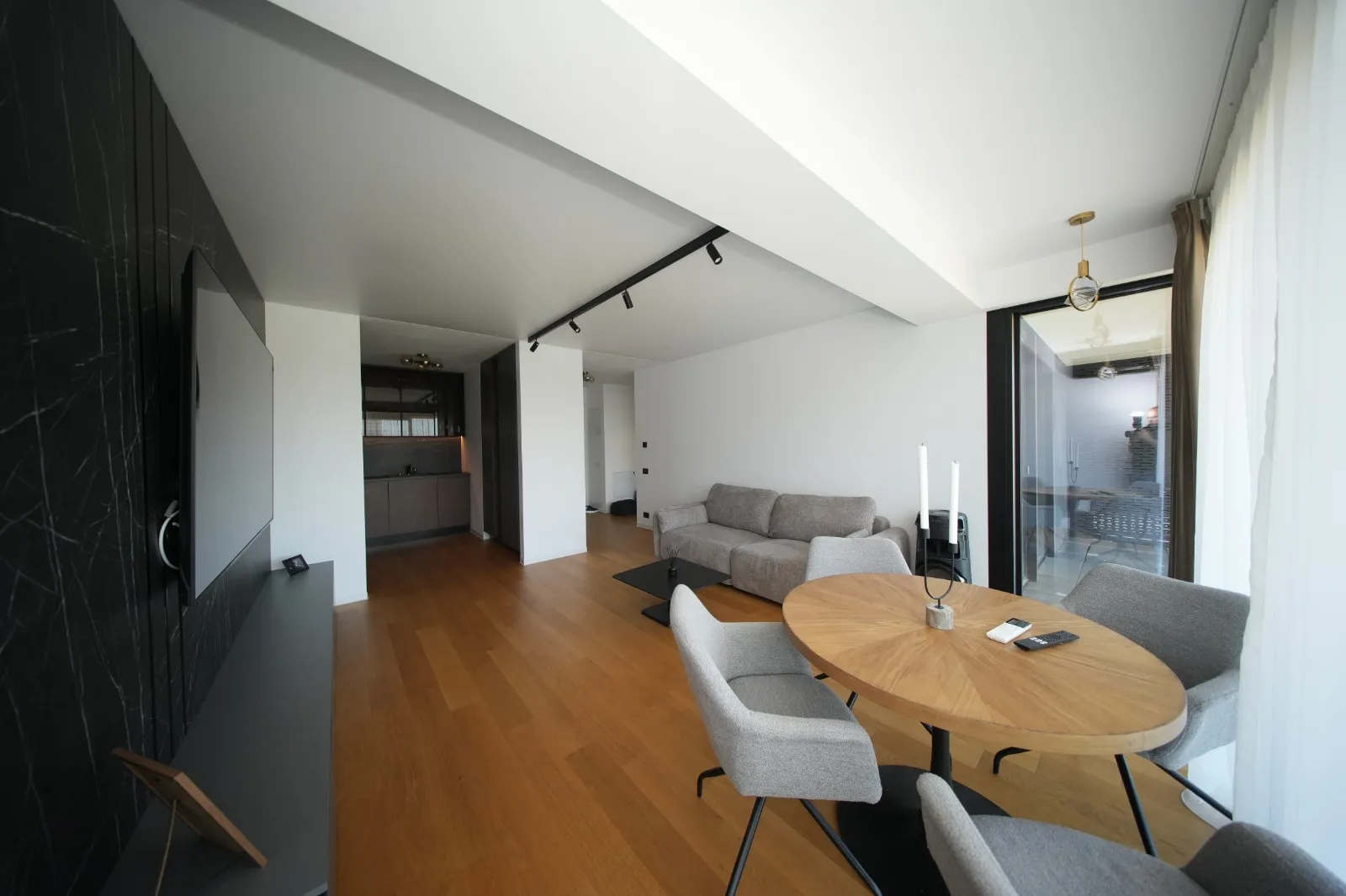 FLOREASCA - APARTAMENT 2 CAMERE - MOBILAT SI UTILAT - TVA INCLUS 