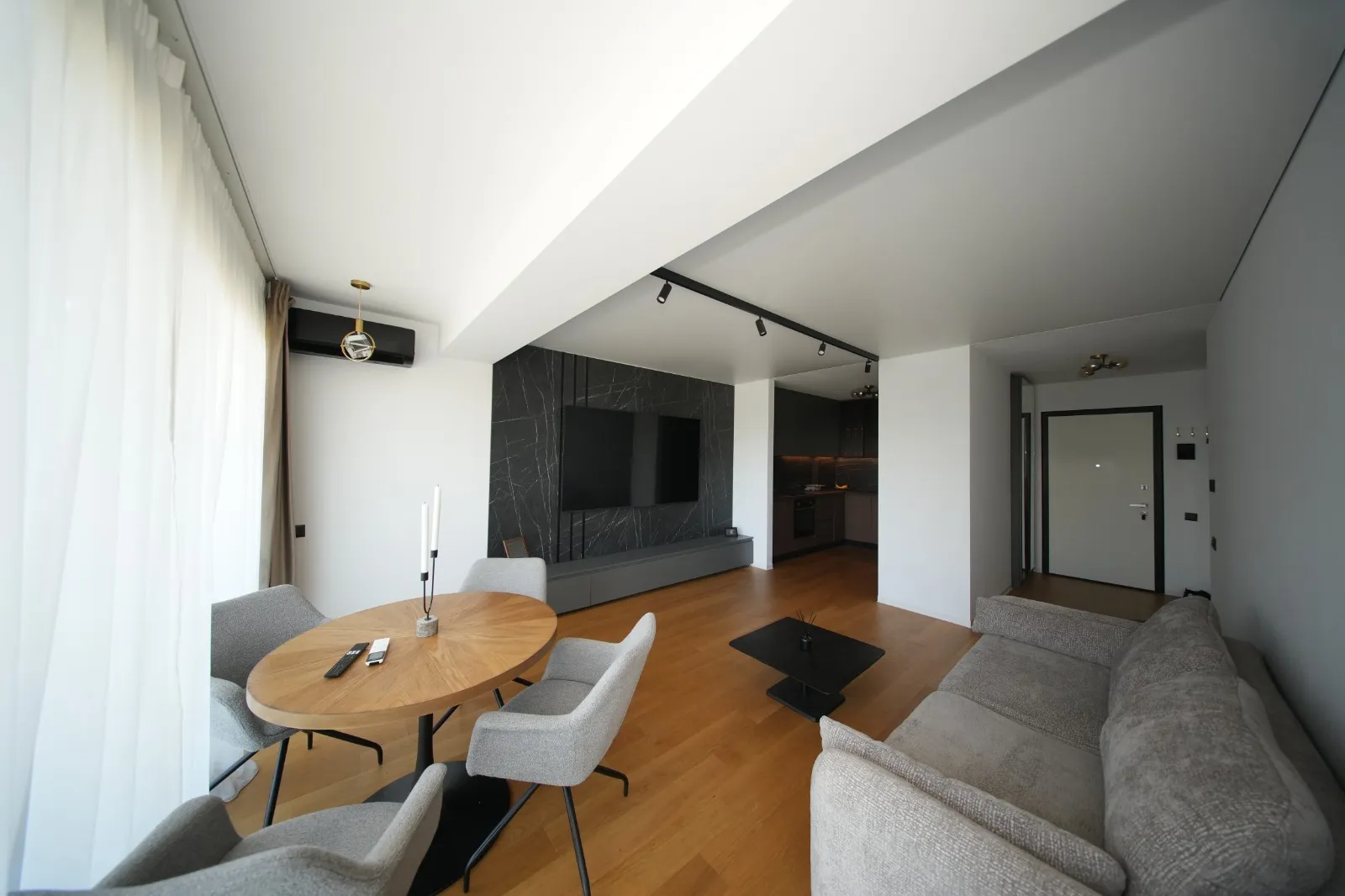 FLOREASCA - APARTAMENT 2 CAMERE - MOBILAT SI UTILAT - TVA INCLUS 