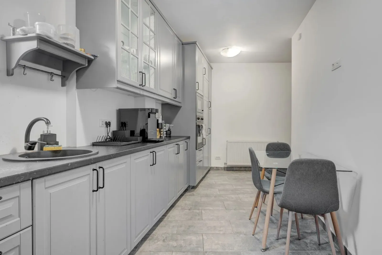 APARTAMENT CU 3 CAMERE - CISMIGIU - UTILAT SI MOBILAT - imagine 4