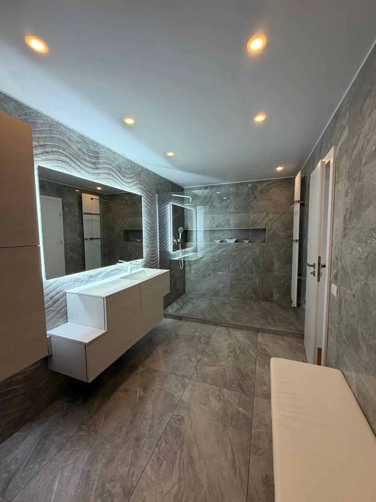 APARTAMENT CU 4 CAMERE ETAJ 13 - MOBILAT SI UTILAT - FLOREASC - FABRICA DE GLUCOZA - 10
