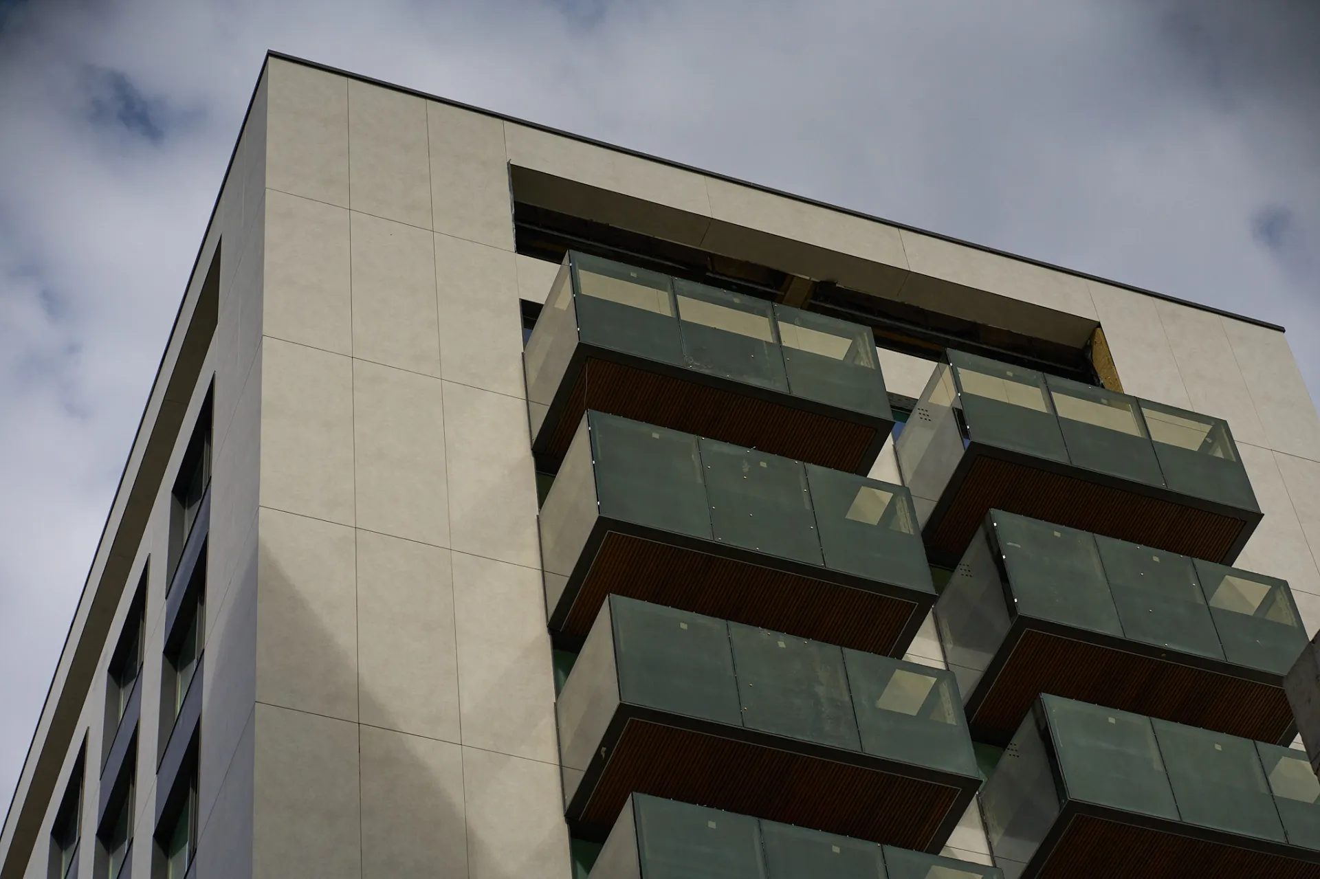 APARTAMENT CU 3 CAMERE - FINISAJE PREMIUM ZONA AVIATIEI - imagine 4