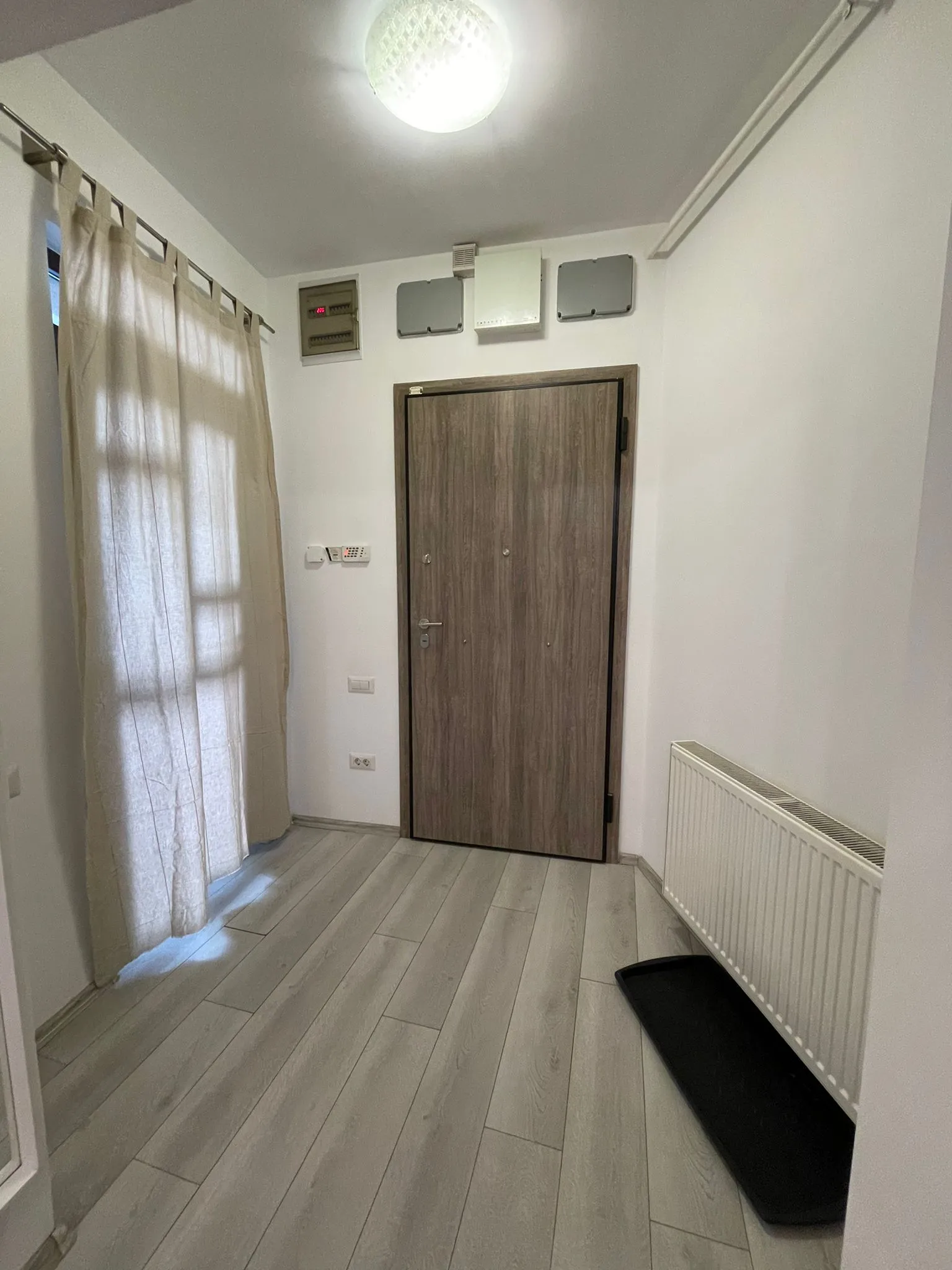 CISMIGIU - APARTAMENT CU 2 CAMERE - MOBILAT SI UTILAT 