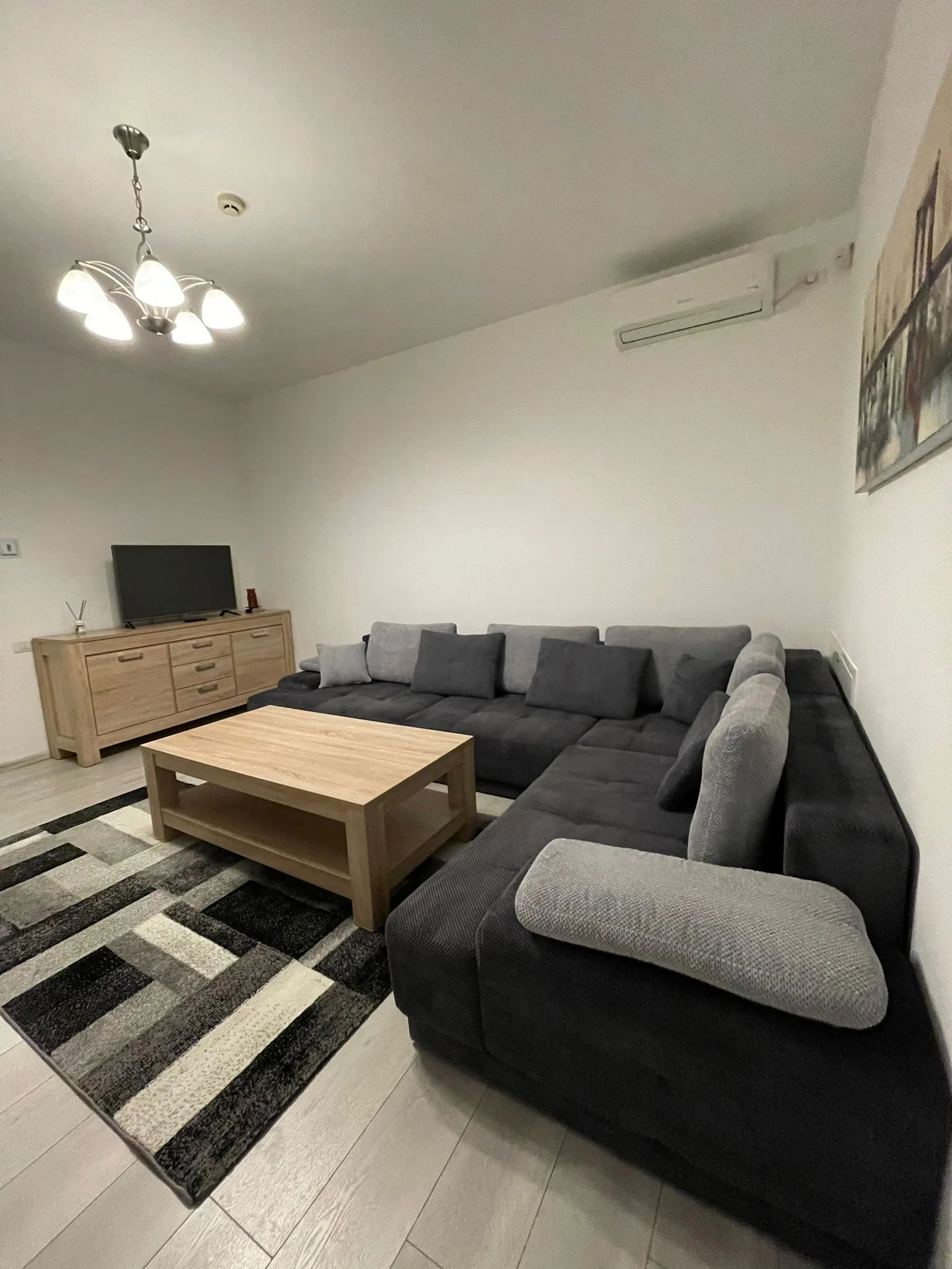 CISMIGIU - APARTAMENT CU 2 CAMERE - MOBILAT SI UTILAT