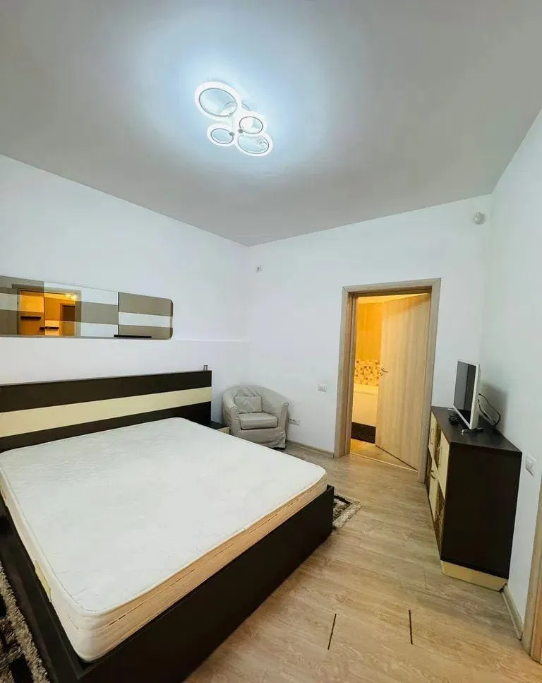APARTAMENT CU 3 CAMERE - ZONA CISMIGIU - UTILAT SI MOBILAT - 6