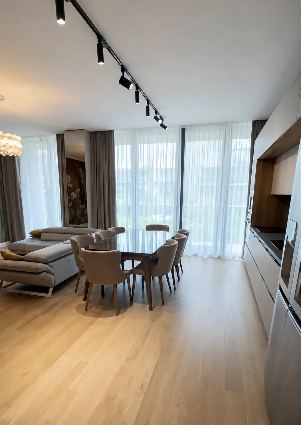 APARTAMENT CU 5 CAMERE - FLOREASCA - MOBILAT - FINISAJE PREMIUM - 2