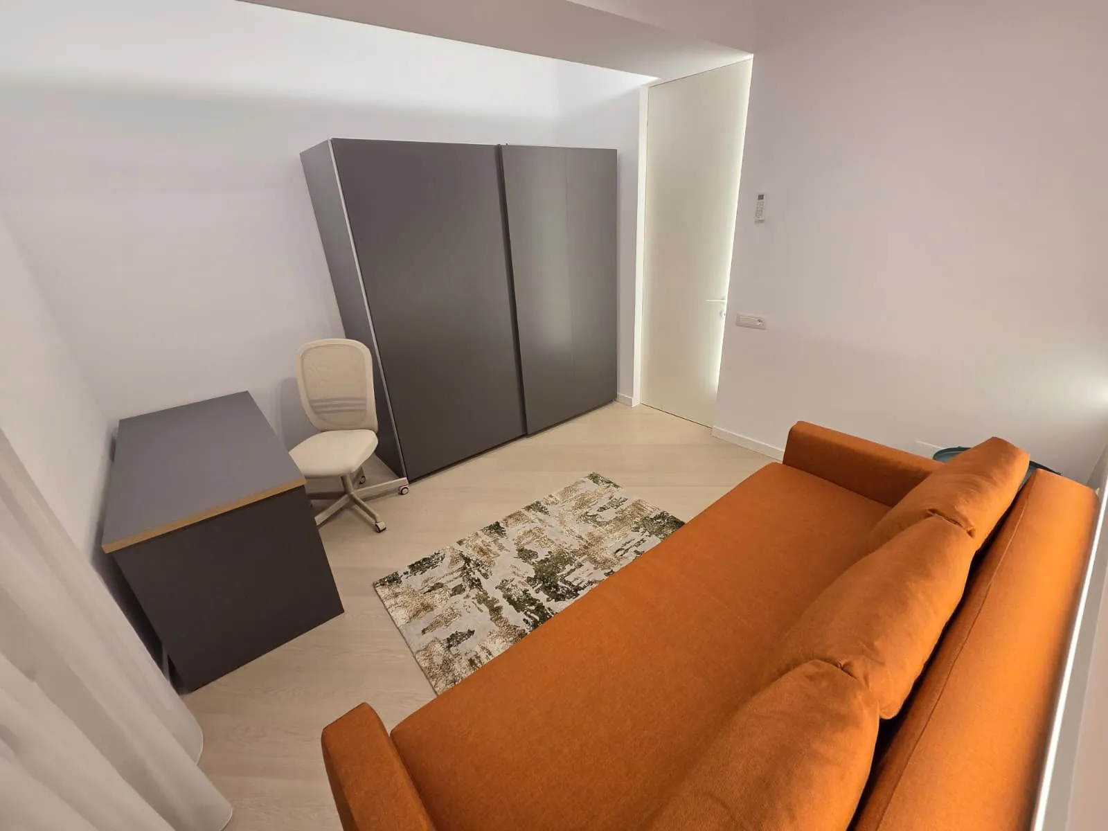 APARTAMENT CU 3 CAMERE - PIPERA - MOBILAT SI UTILAT - 8