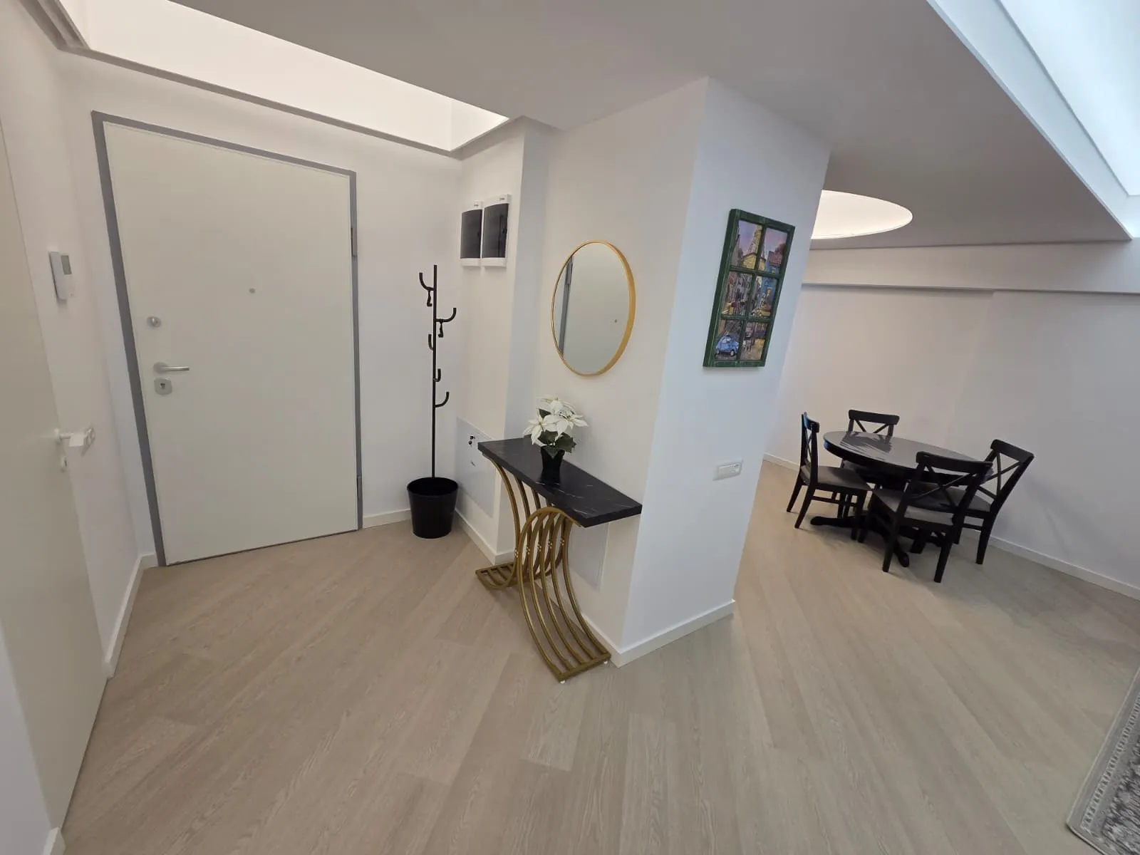 APARTAMENT CU 3 CAMERE - PIPERA - MOBILAT SI UTILAT - 10