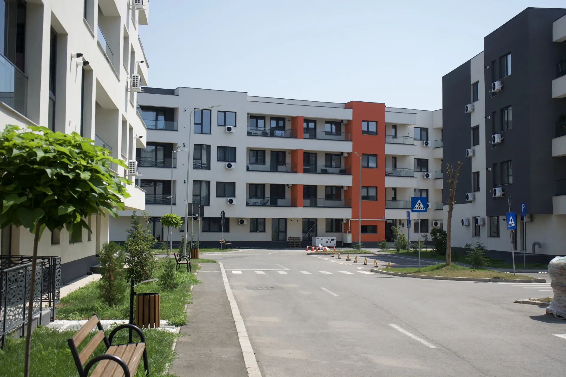 STUDIO PIPERA - ROND OMV - BLOC NOU - 10/14
