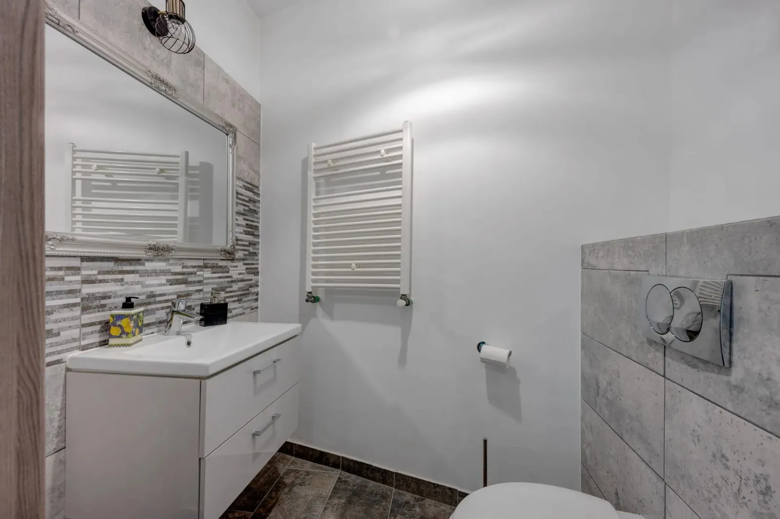 APARTAMENT CU 3 CAMERE - CISMIGIU - UTILAT SI MOBILAT - 7/15