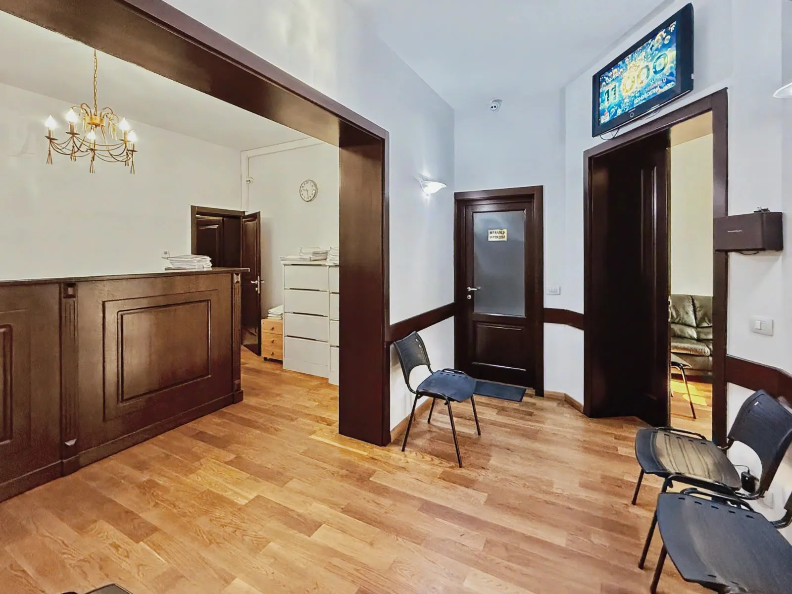 8-Room Villa – Dorobanti – Close to Stefan cel Mare Metro - 15
