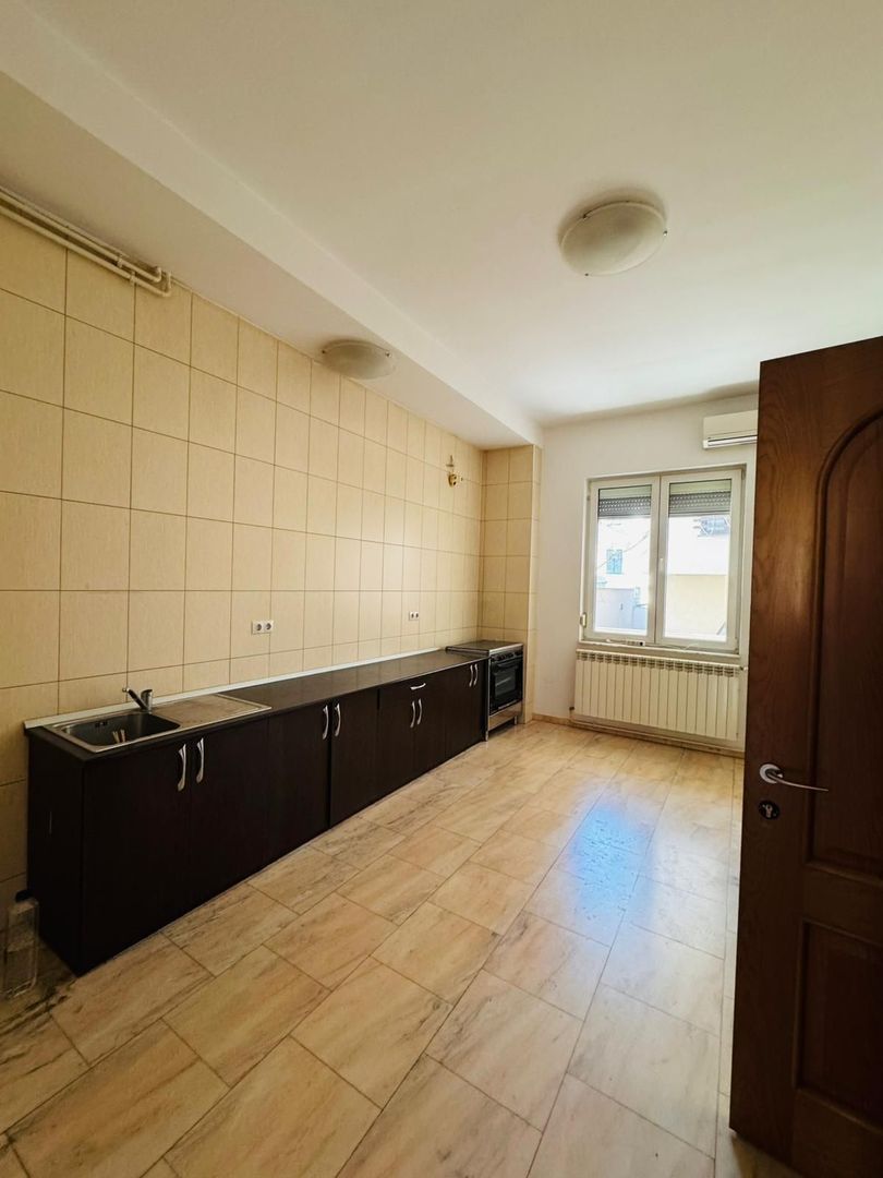 VILA INDIVIDUALA COTROCENI/10 CAMERE/S+P+2/PARCARE/BUSINESS - 11
