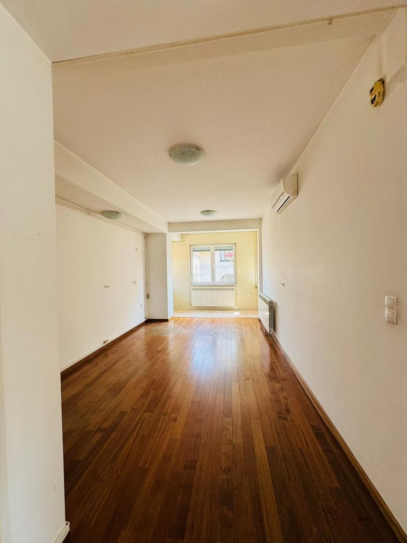 VILA INDIVIDUALA COTROCENI/10 CAMERE/S+P+2/PARCARE/BUSINESS - 12
