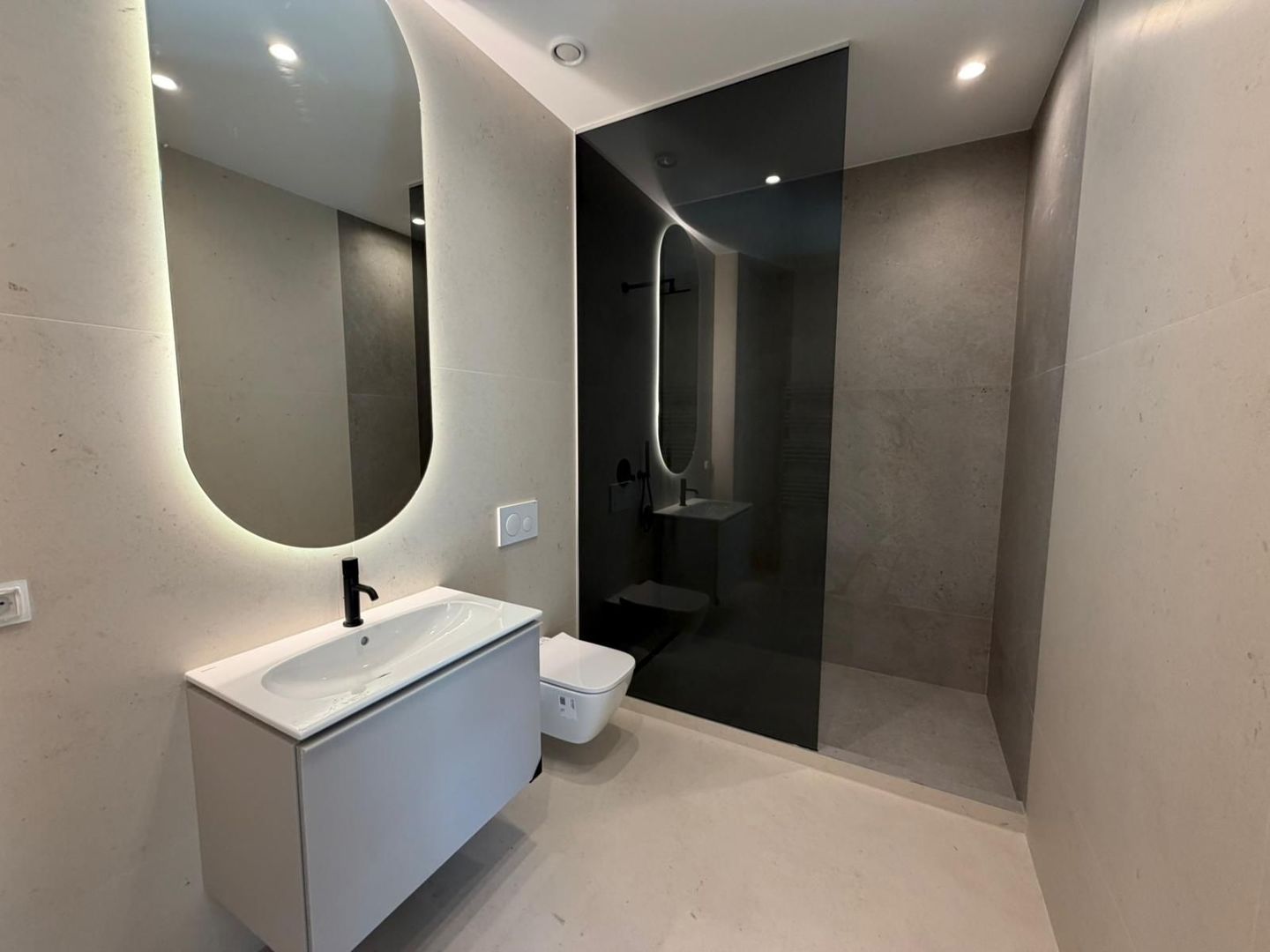Duplex 3 Rooms | Aviatiei Tower | Parking Included